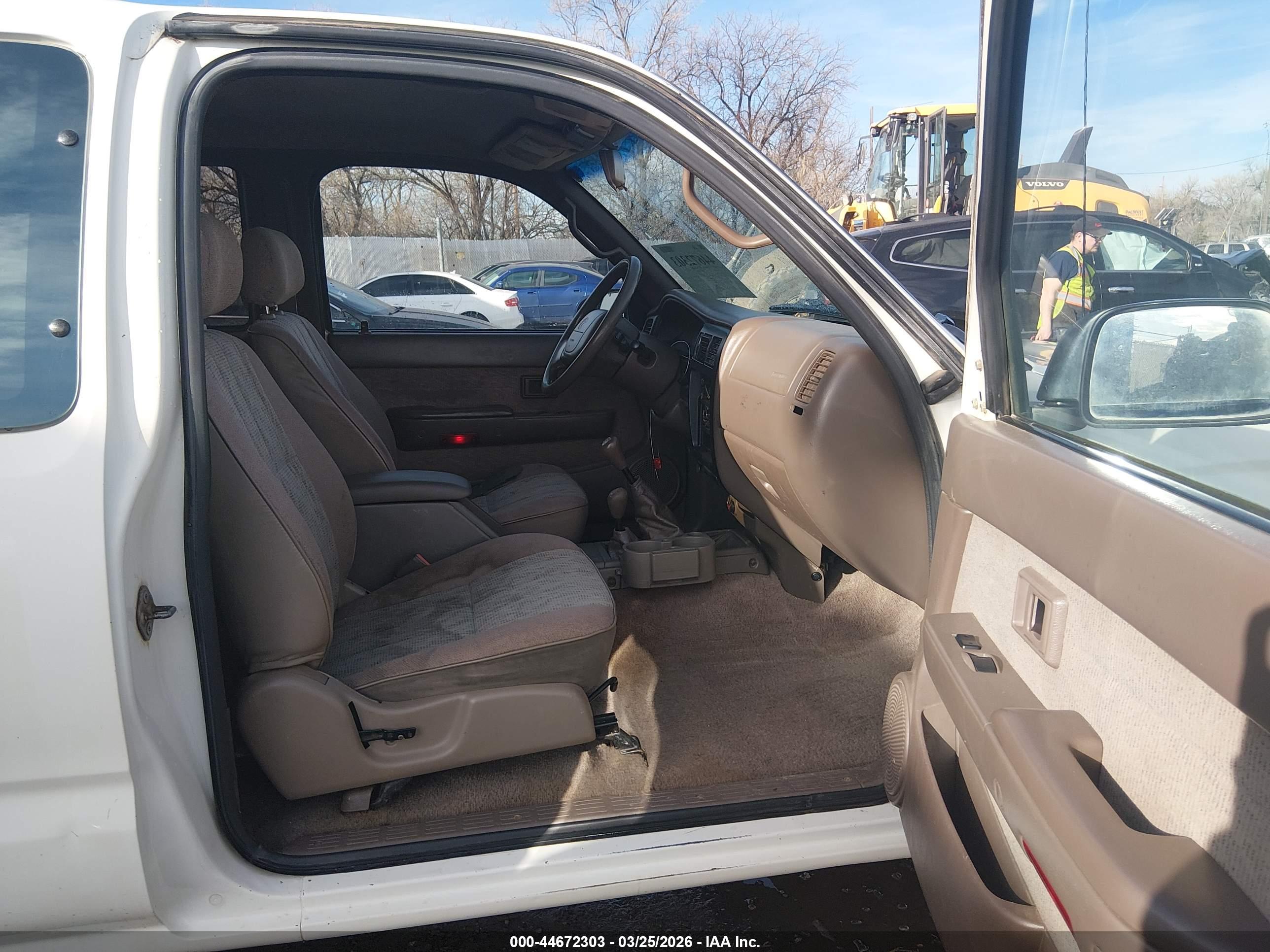 TOYOTA TACOMA image 5