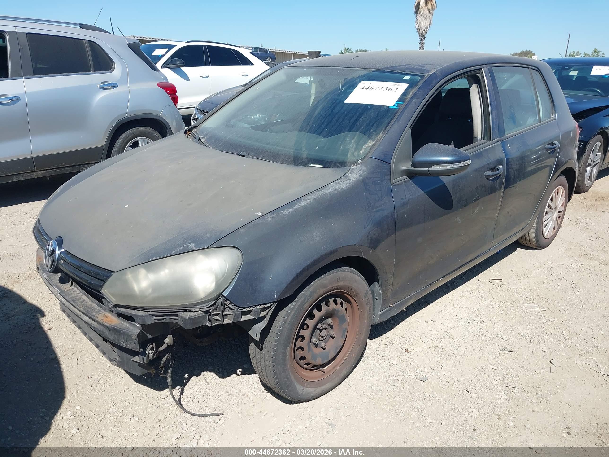 VOLKSWAGEN GOLF image 2