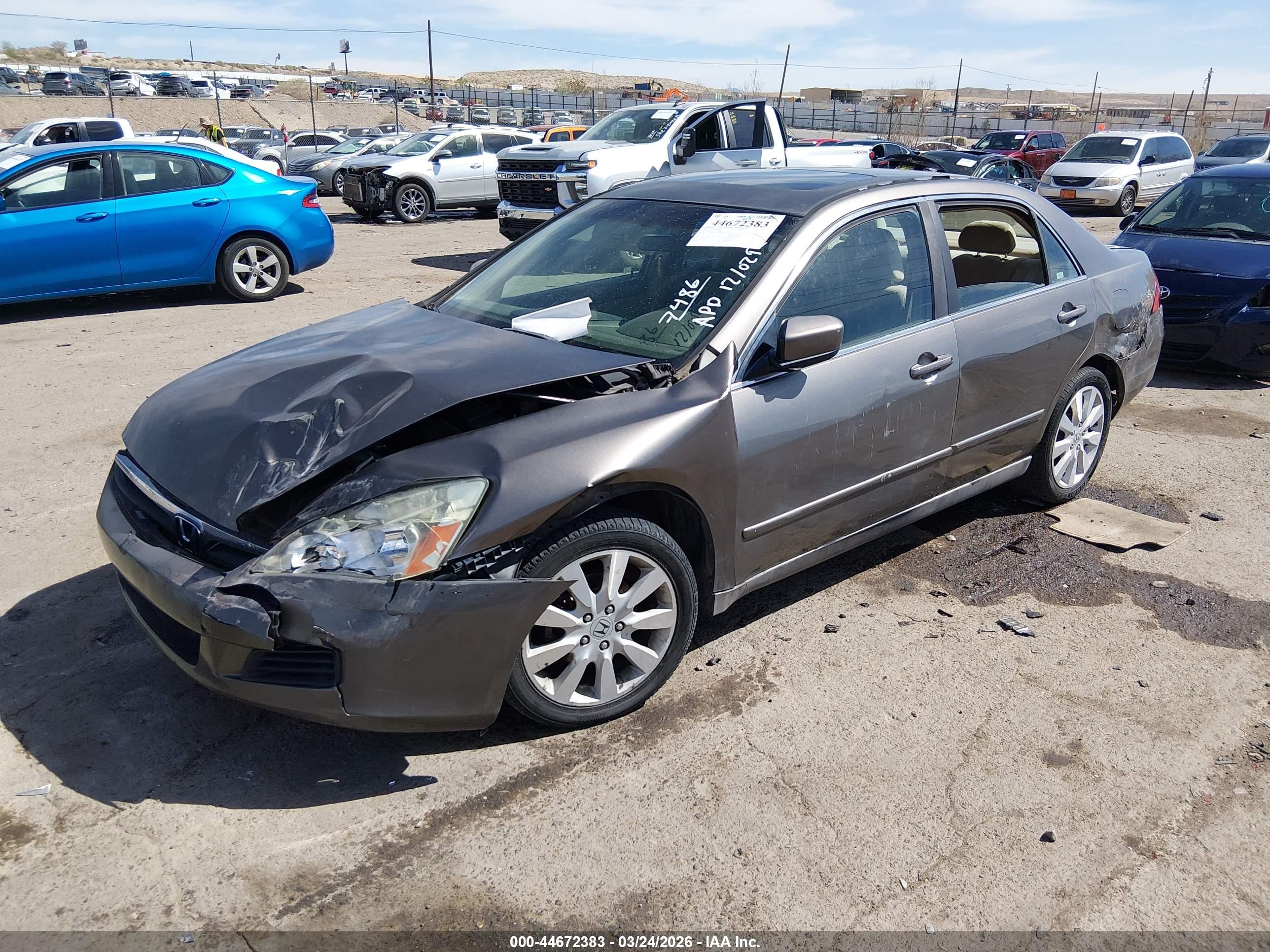 HONDA ACCORD image 2
