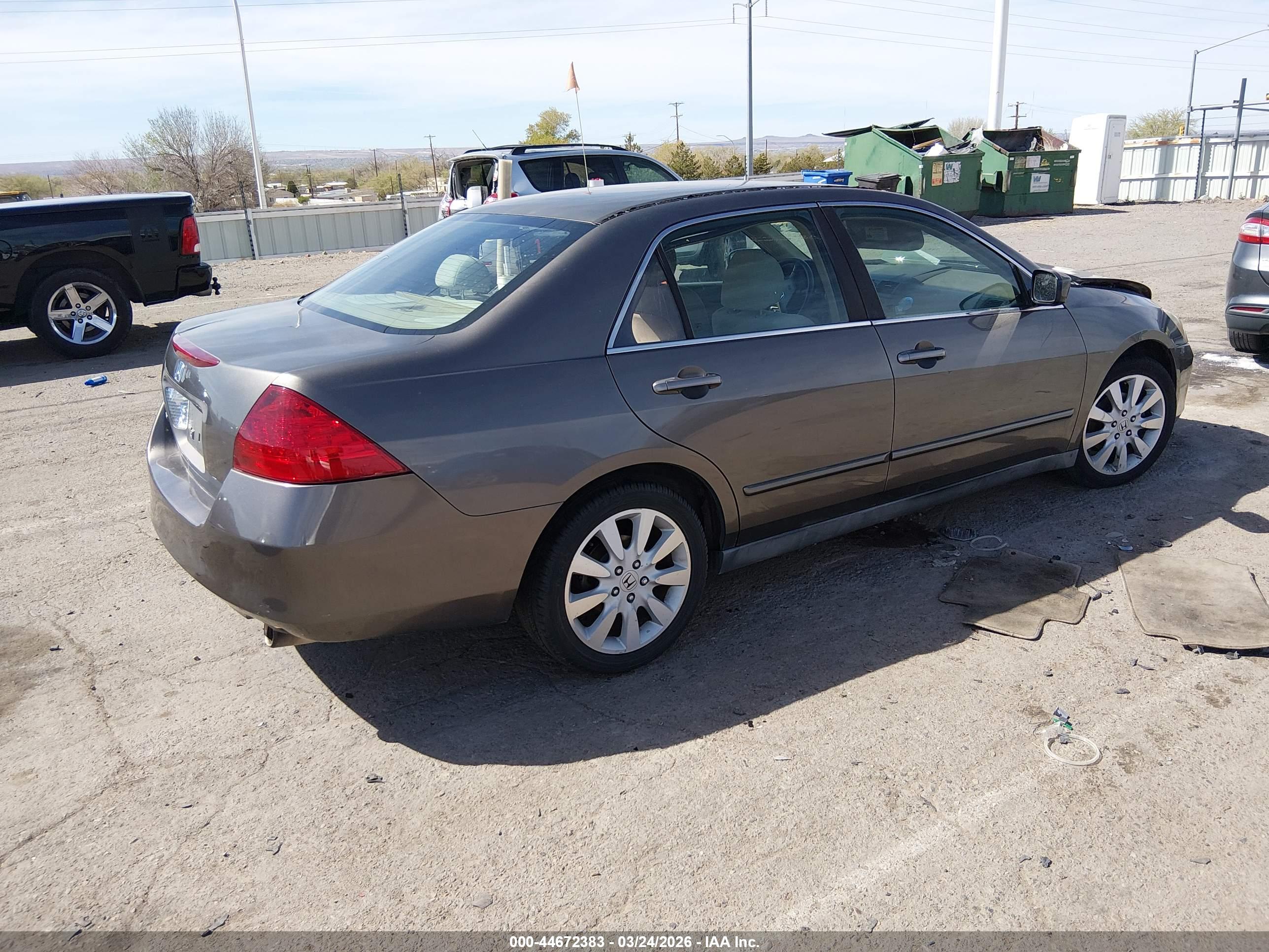 HONDA ACCORD image 4