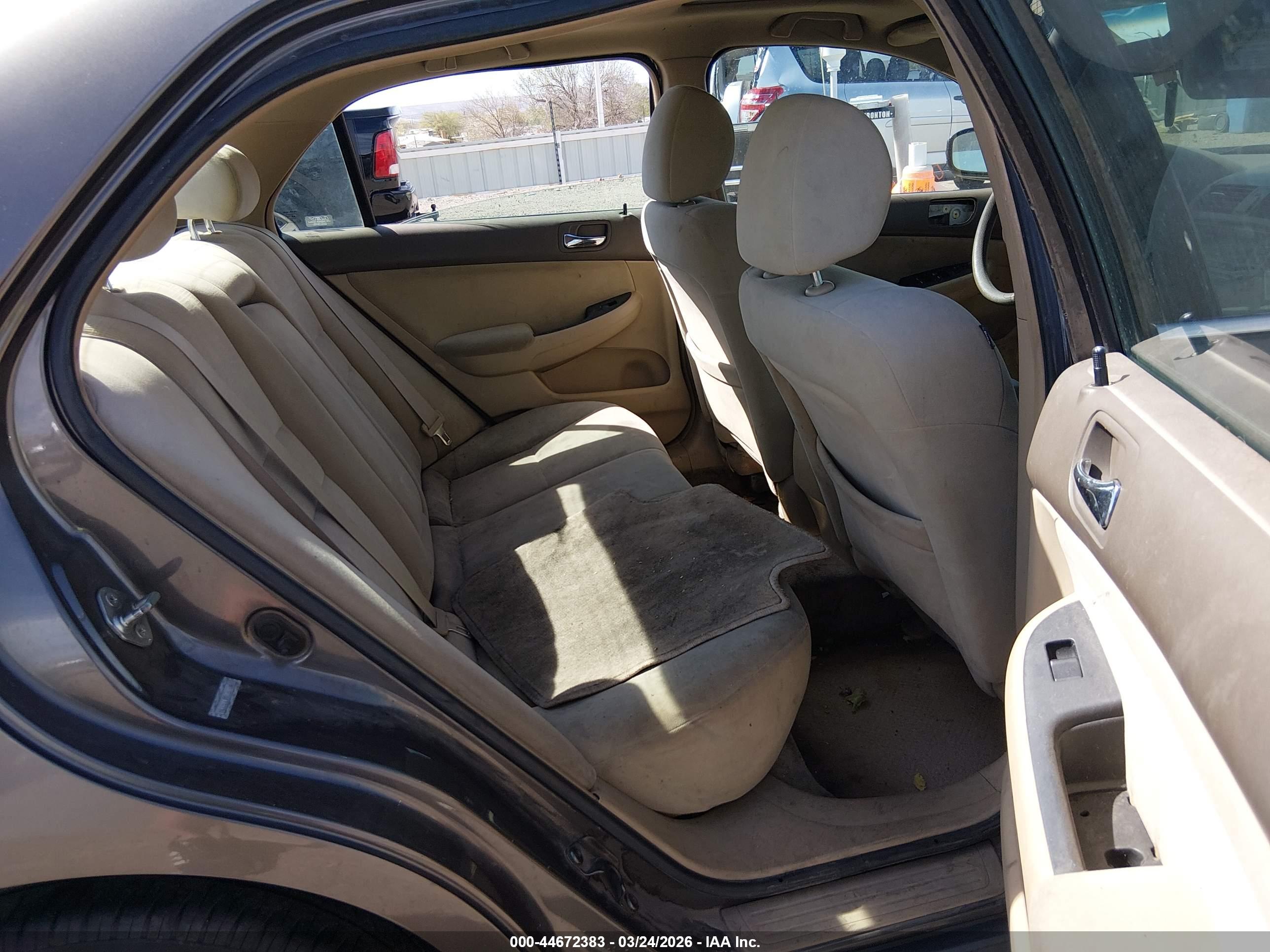 HONDA ACCORD image 8