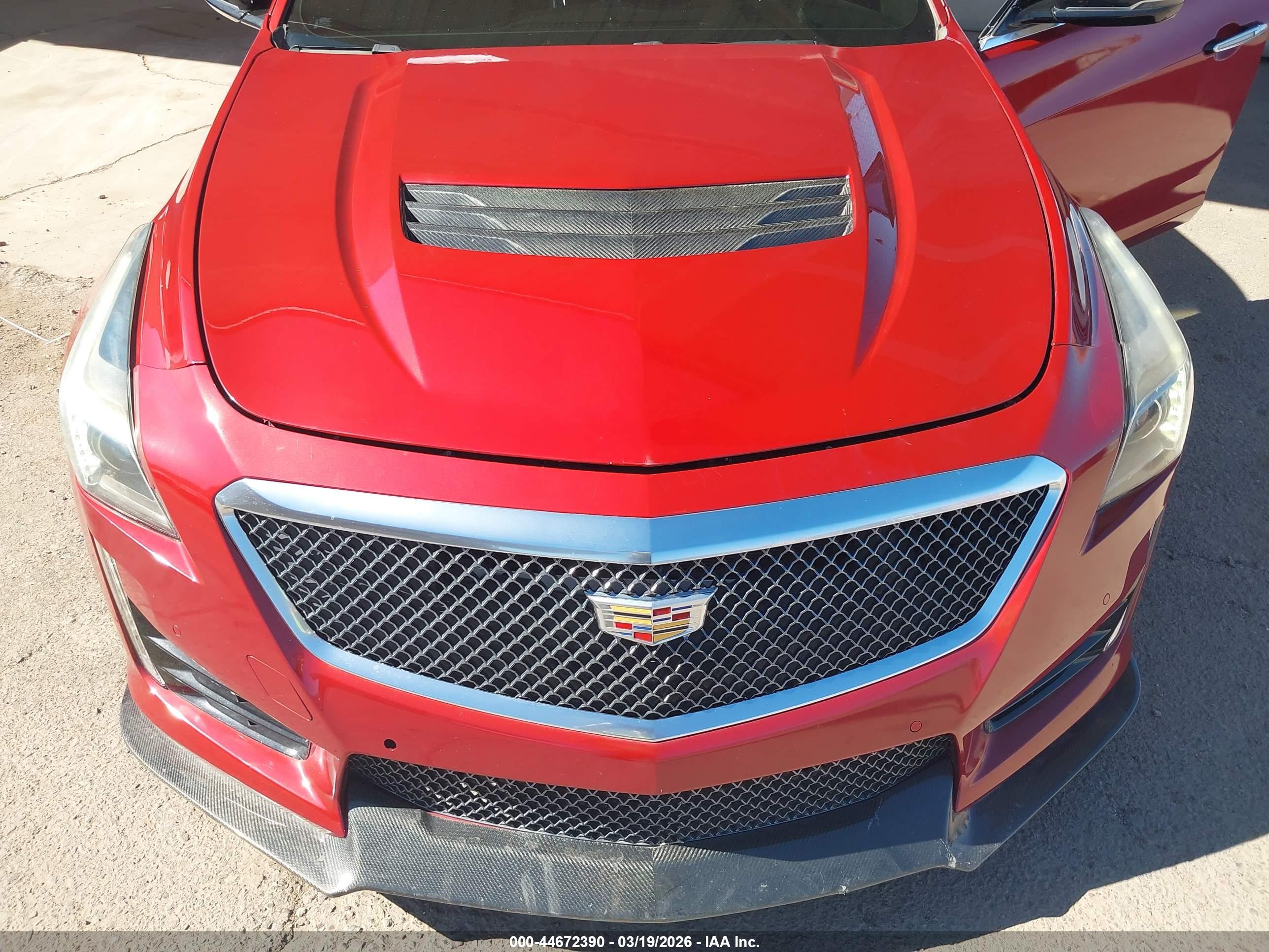 CADILLAC CTS-V image 6