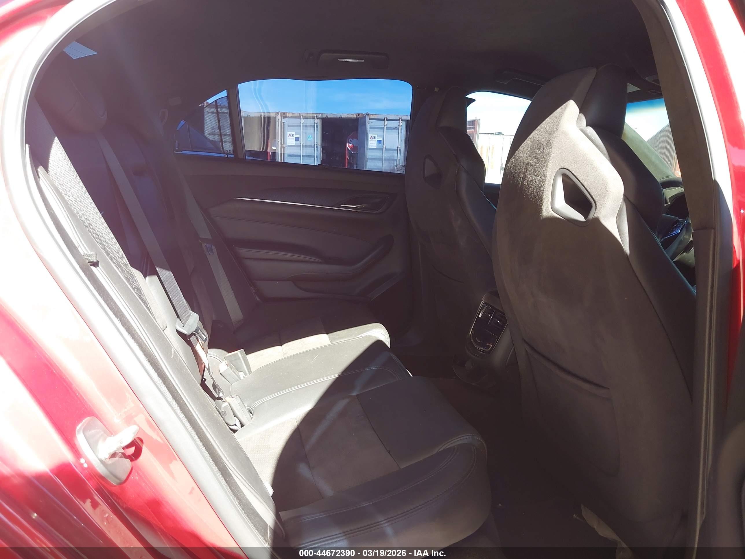 CADILLAC CTS-V image 8