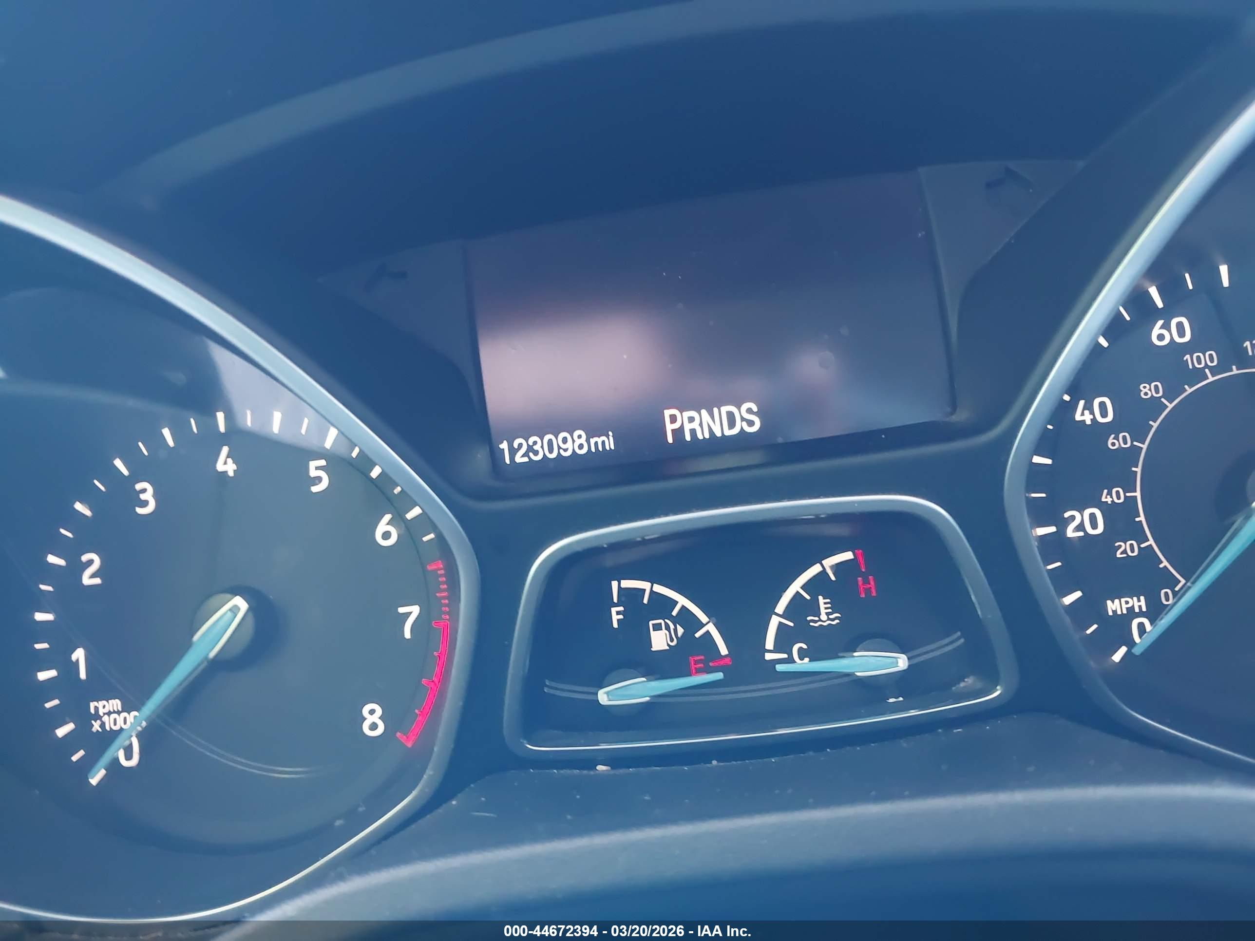 FORD FOCUS image 7