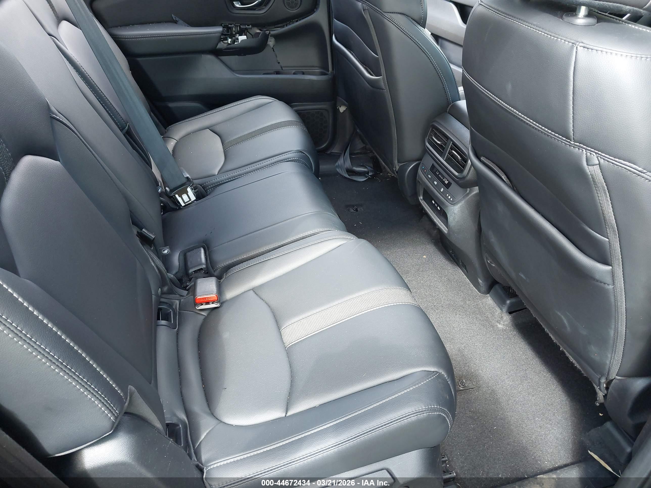 HONDA PILOT image 8