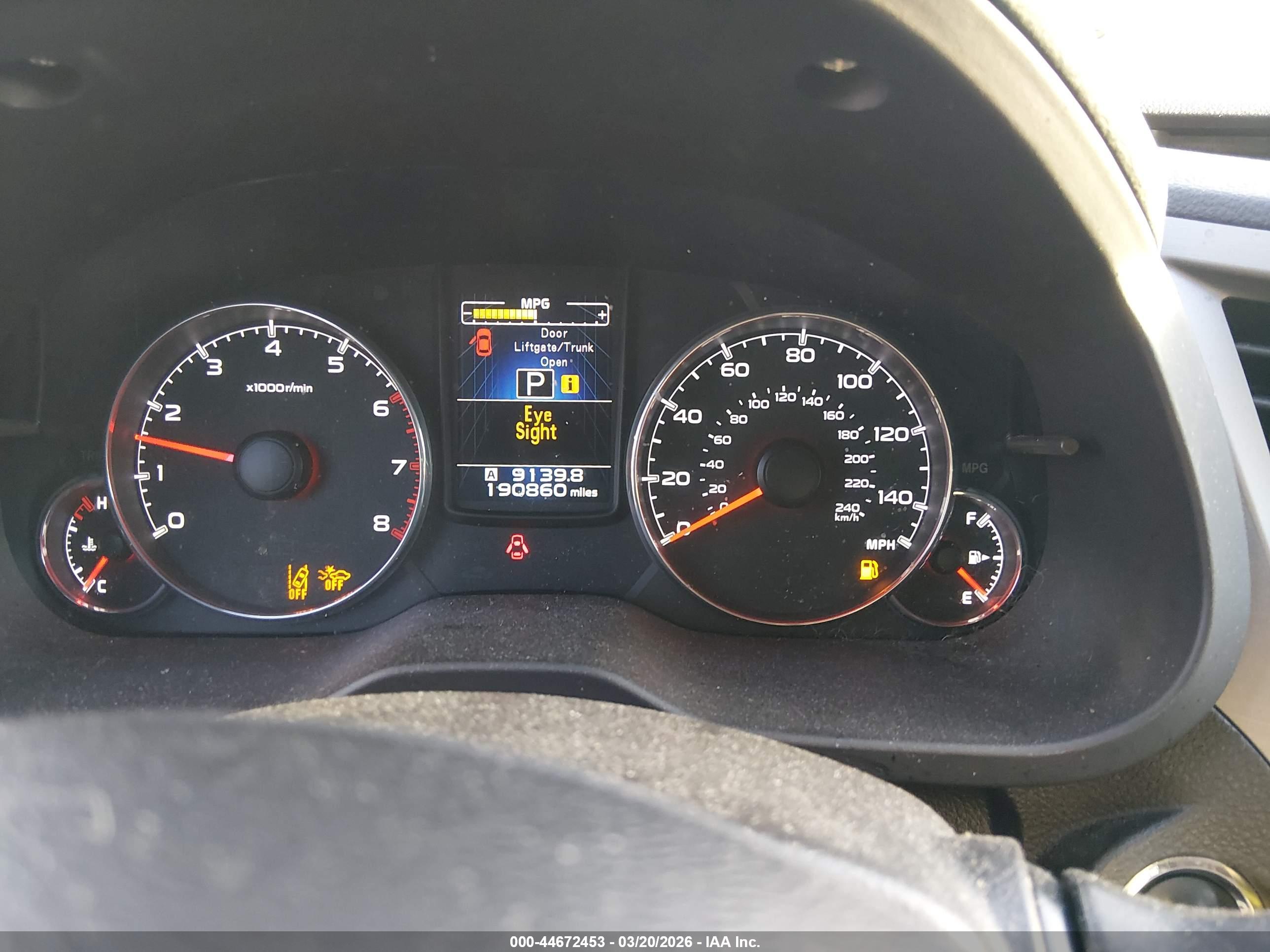 SUBARU OUTBACK image 7