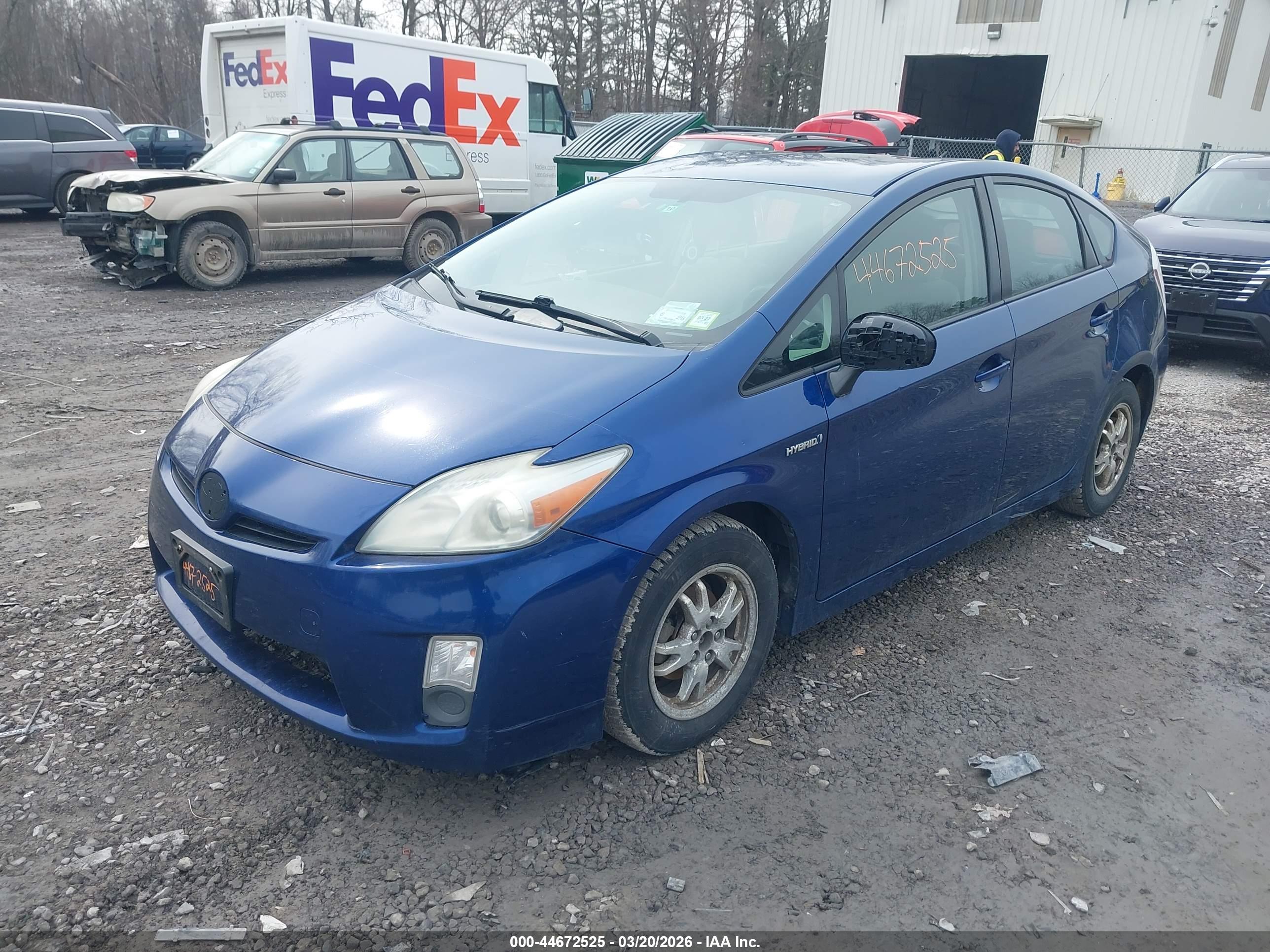 TOYOTA PRIUS image 2