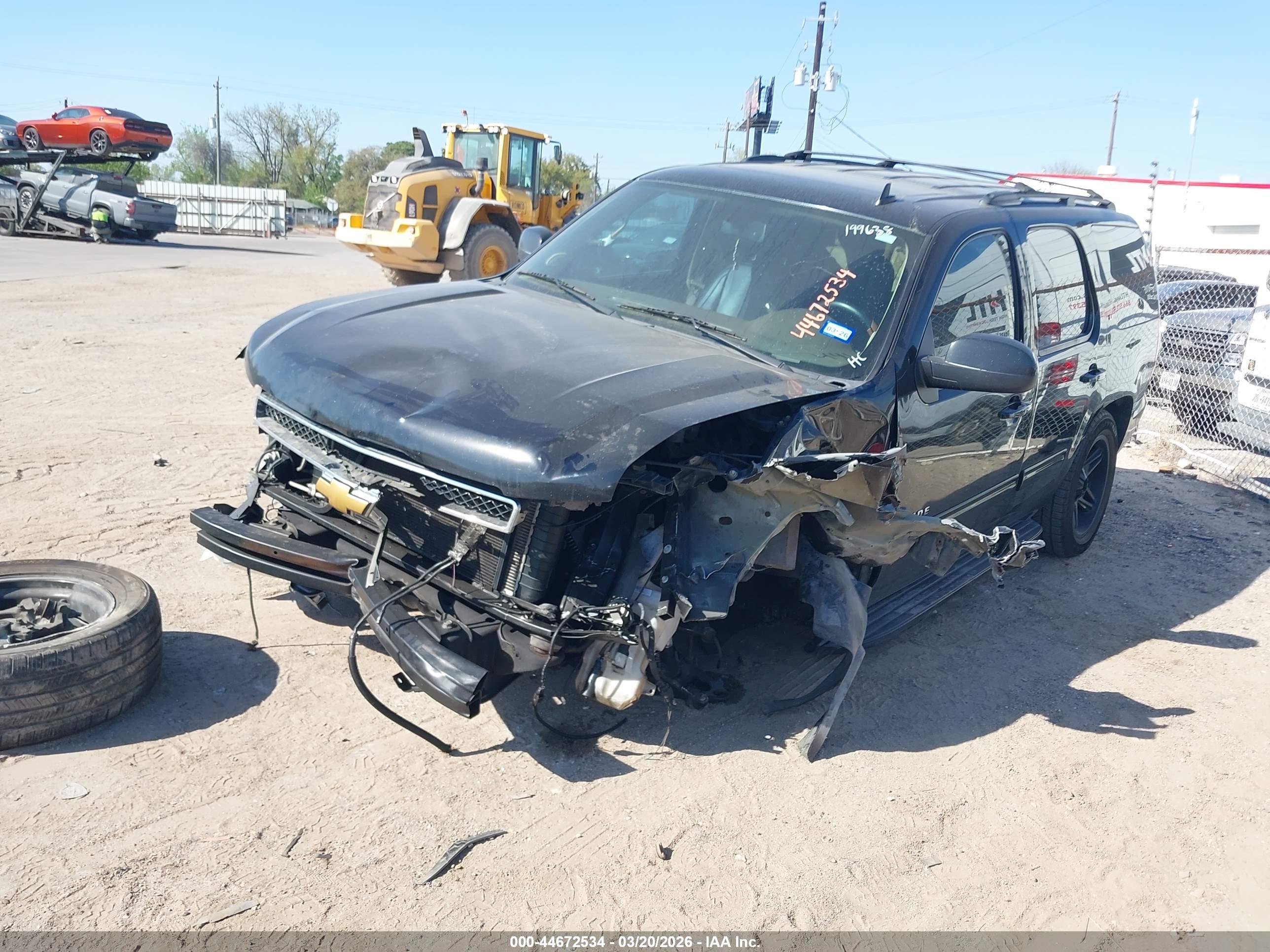CHEVROLET TAHOE image 2