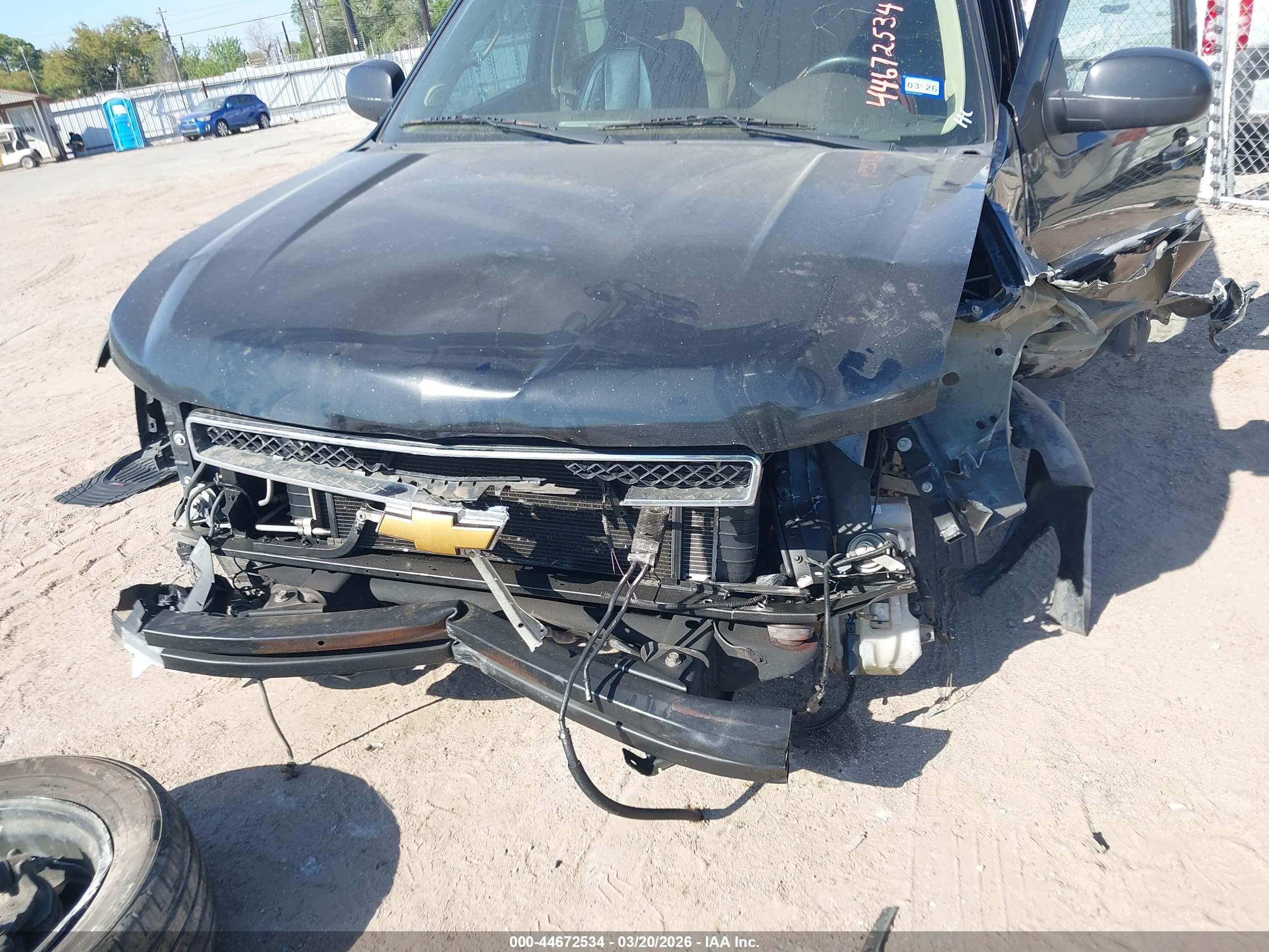 CHEVROLET TAHOE image 6