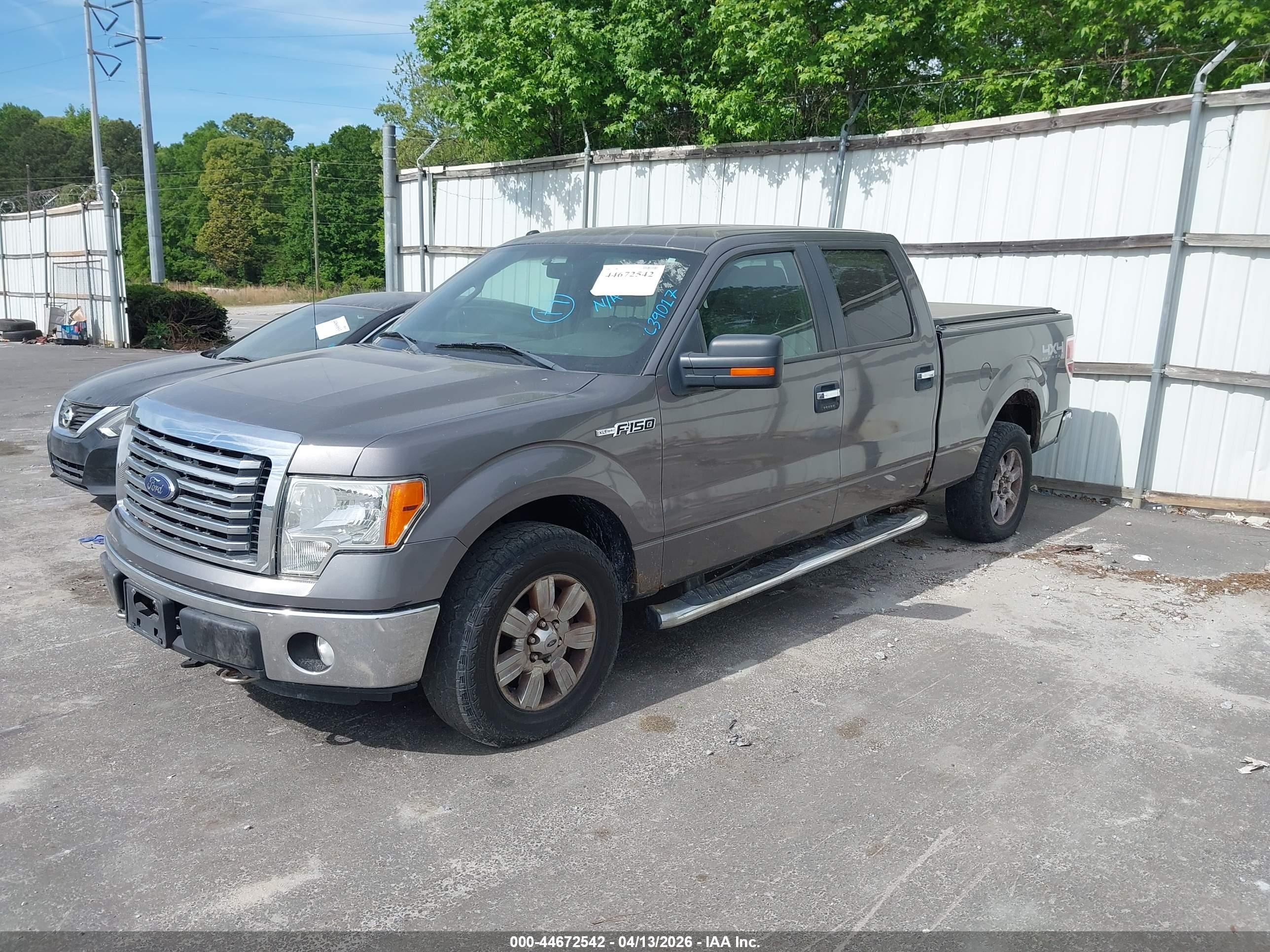 FORD F-150 image 2