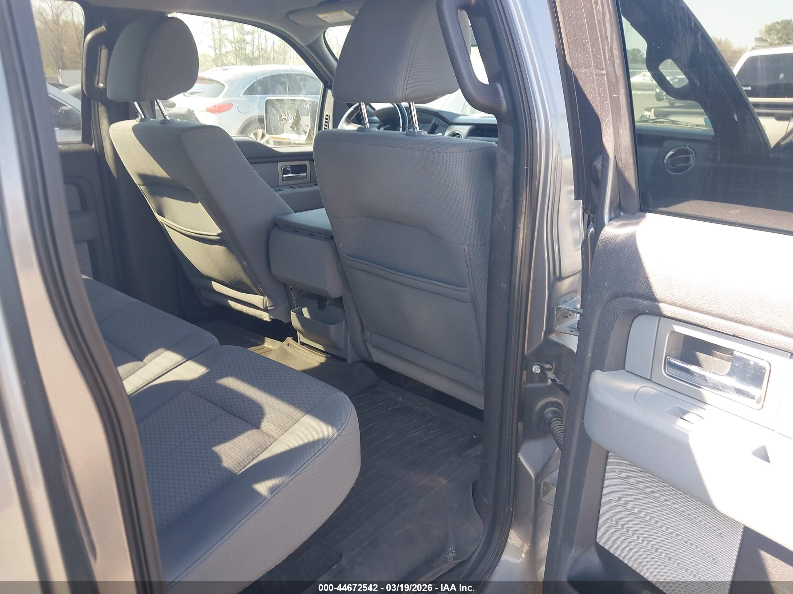 FORD F-150 image 8