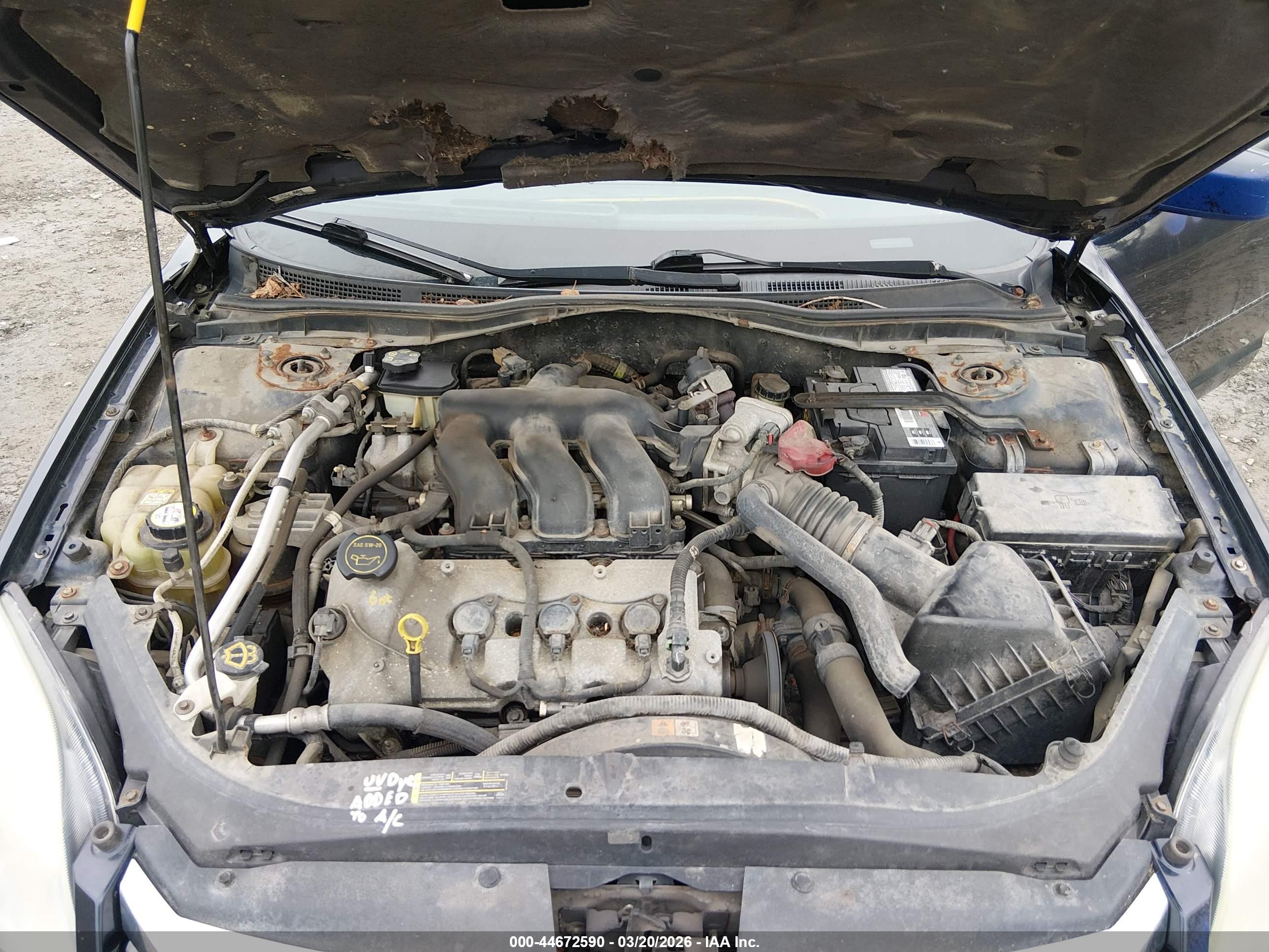 FORD FUSION image 10