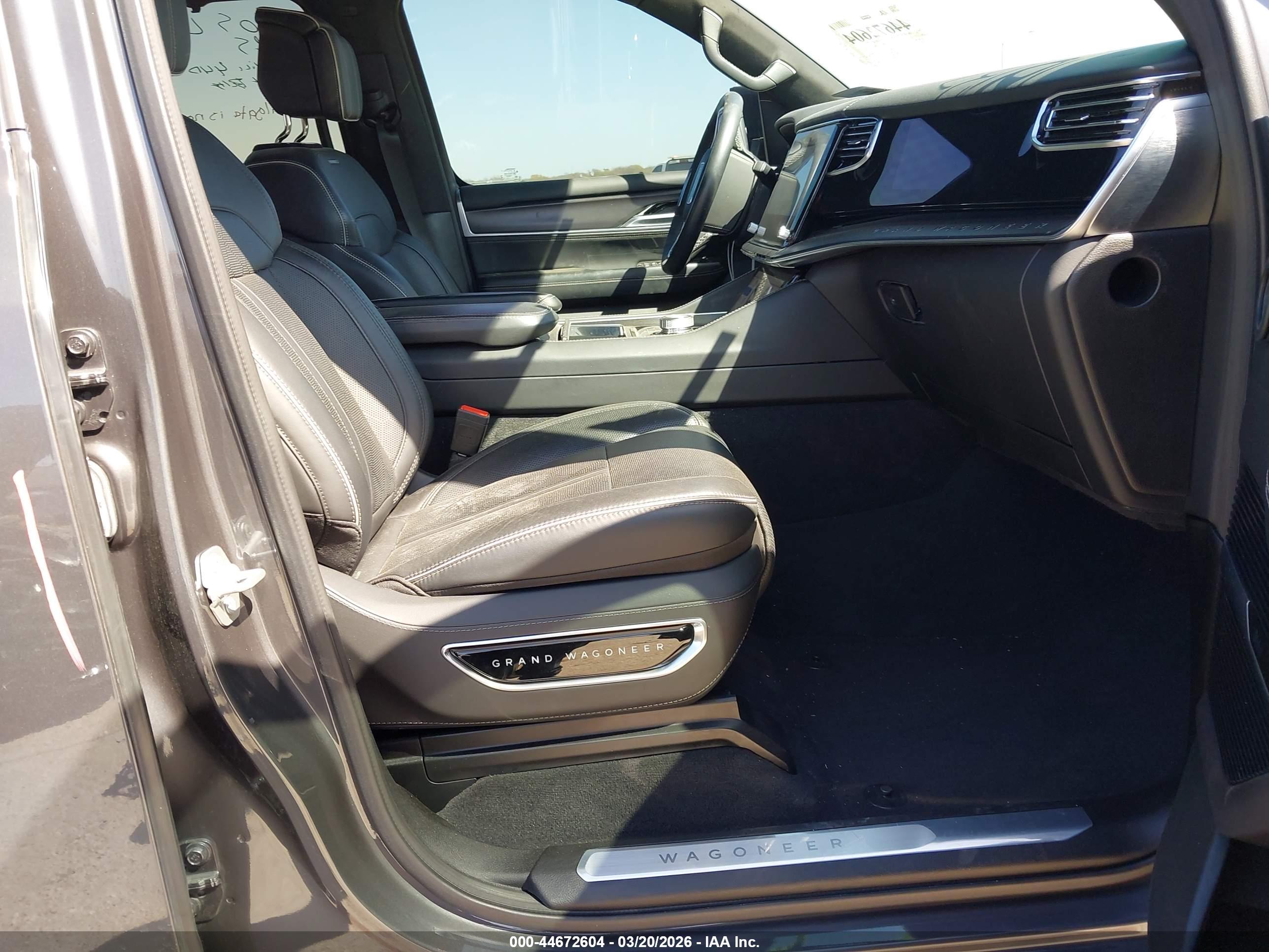 JEEP GRAND image 5