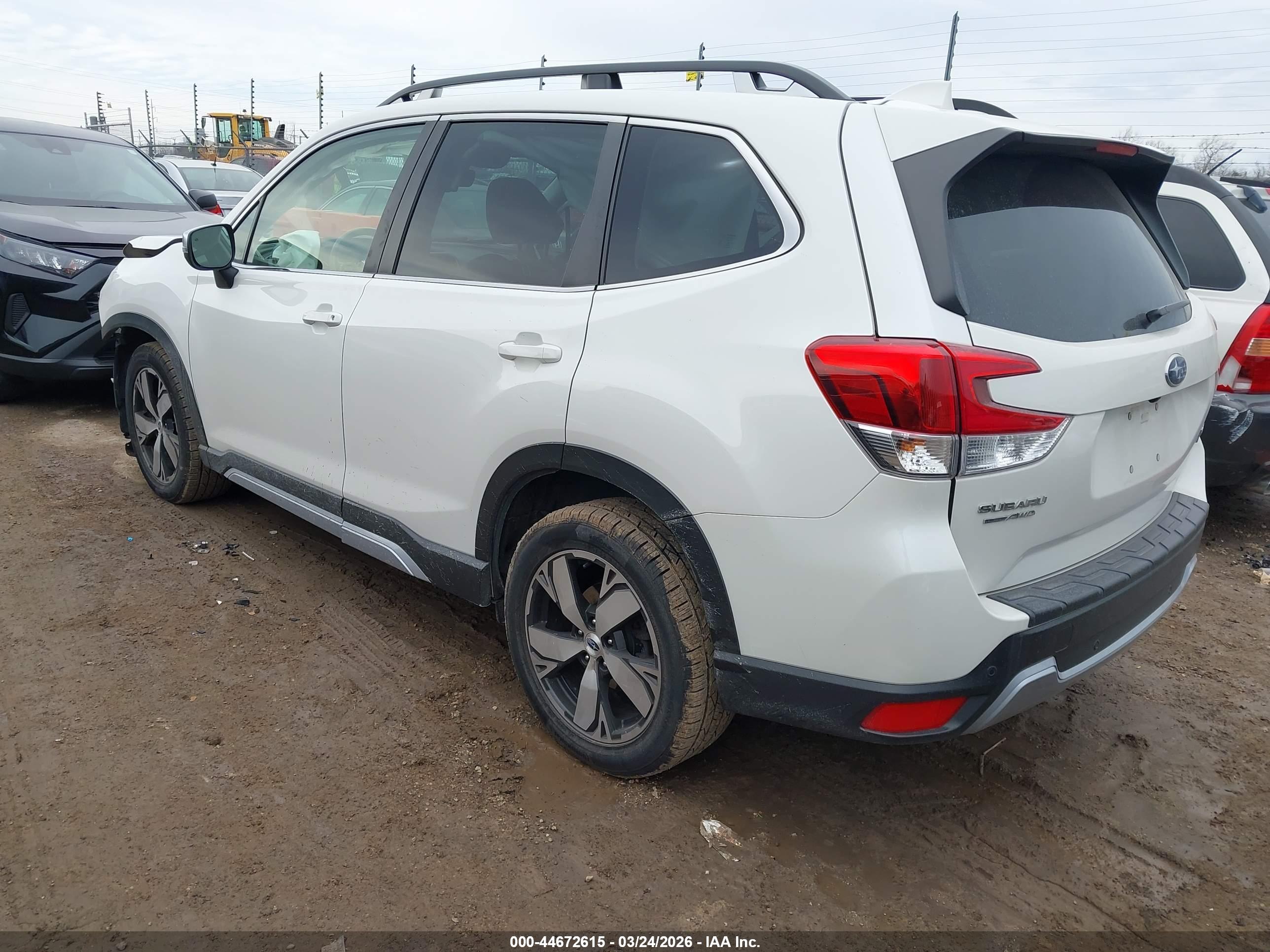 SUBARU FORESTER image 3