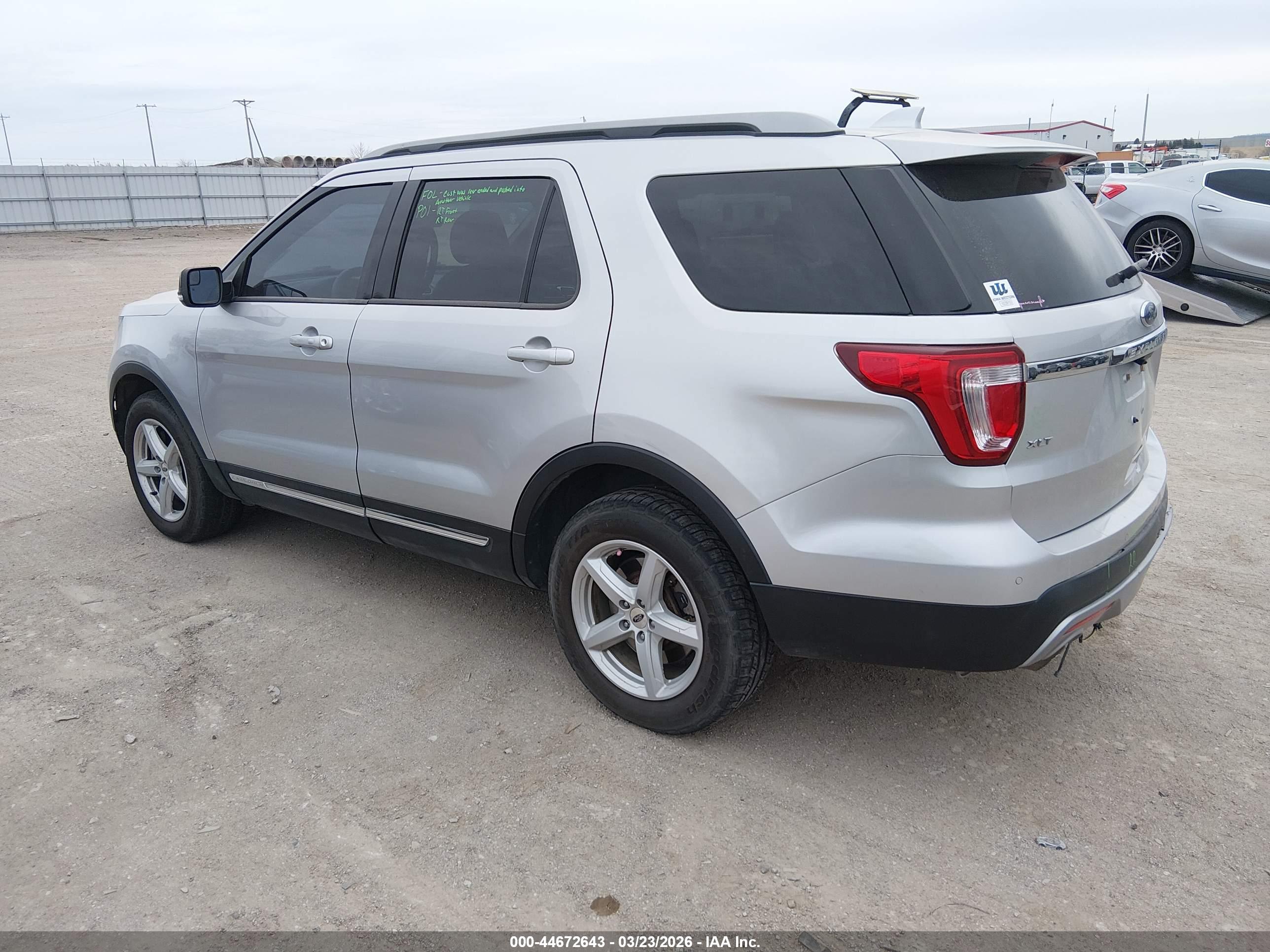 FORD EXPLORER image 3