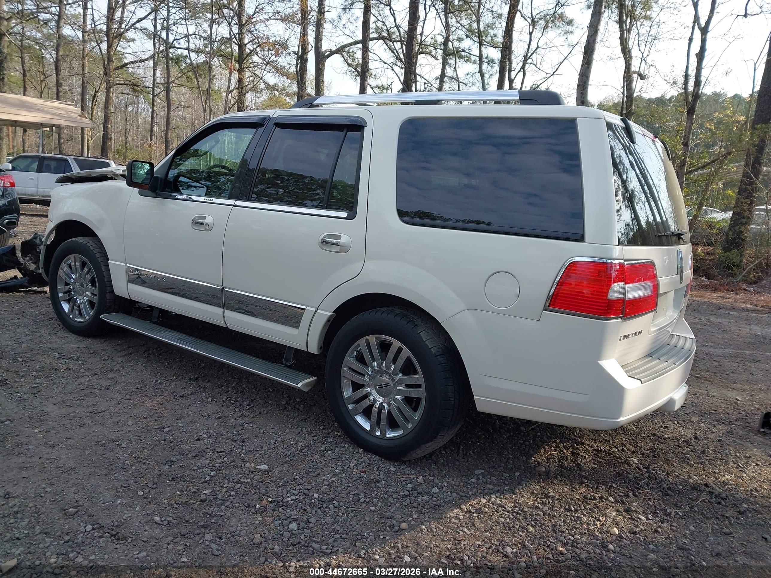 LINCOLN NAVIGATOR image 3