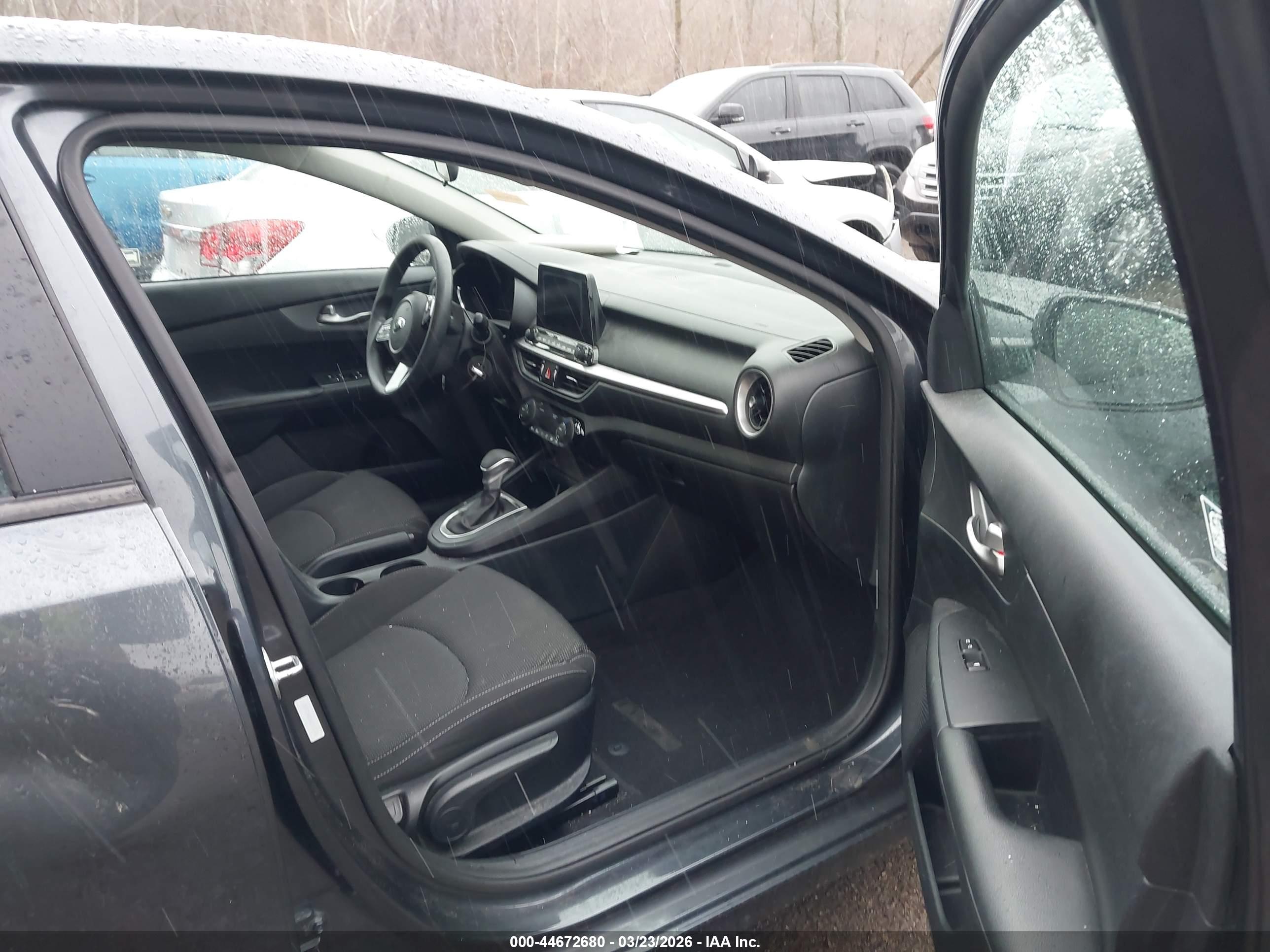 KIA FORTE image 5