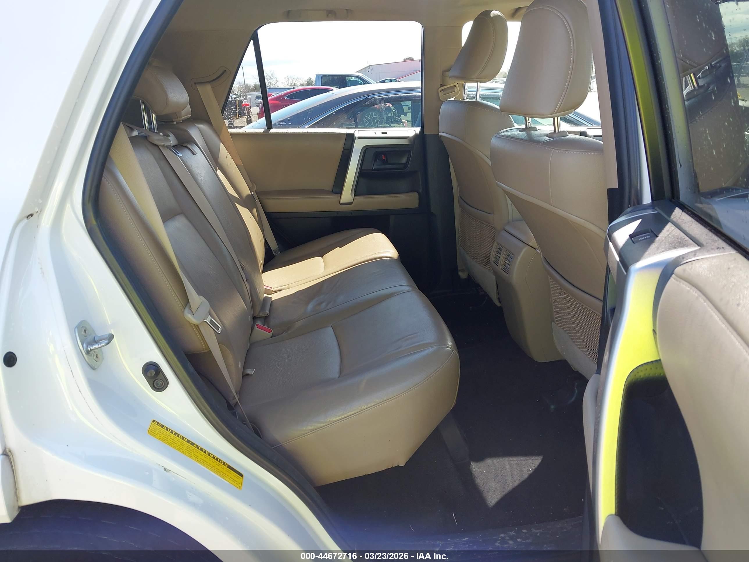 TOYOTA 4RUNNER image 8