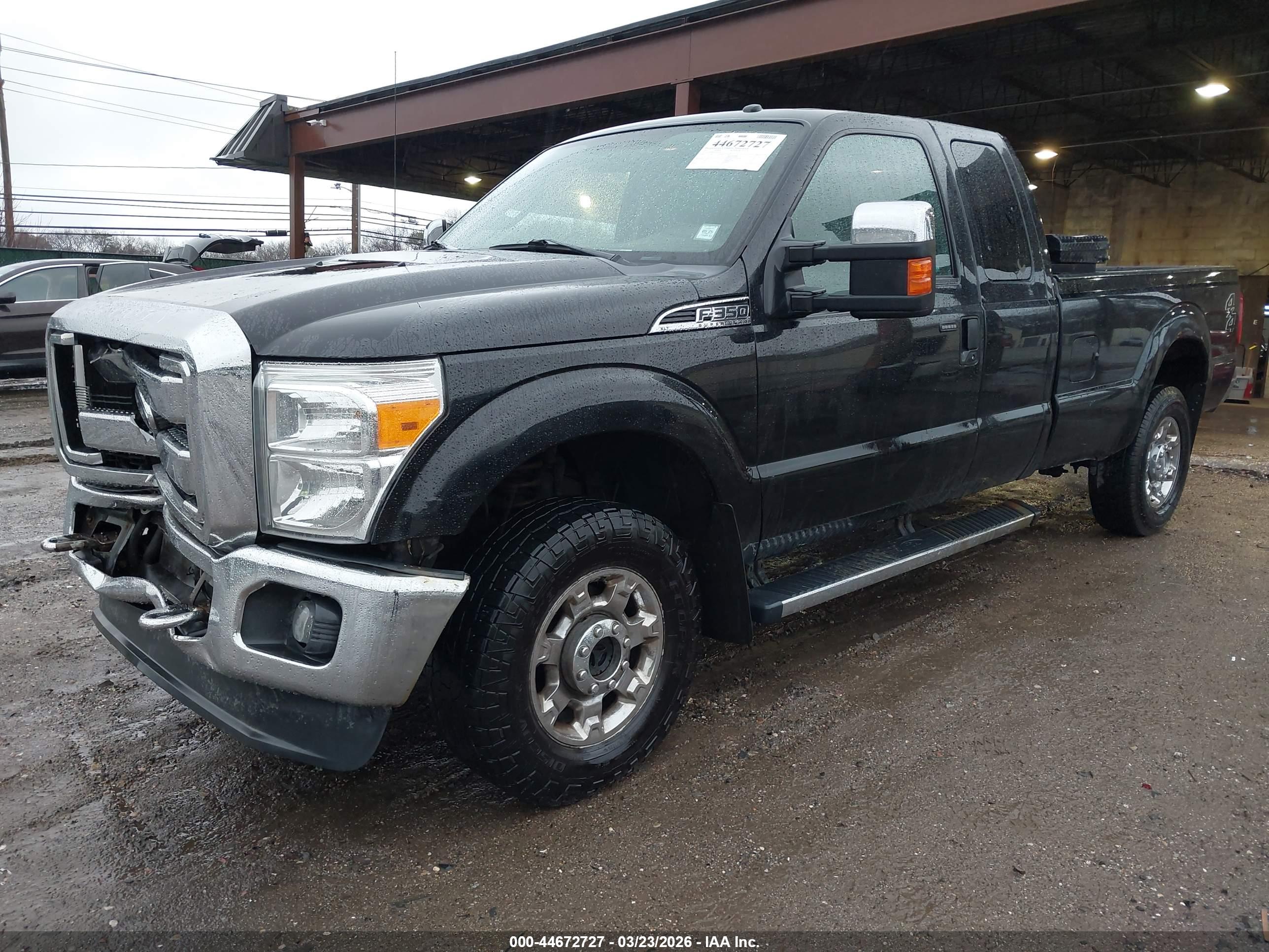 FORD SUPER image 2