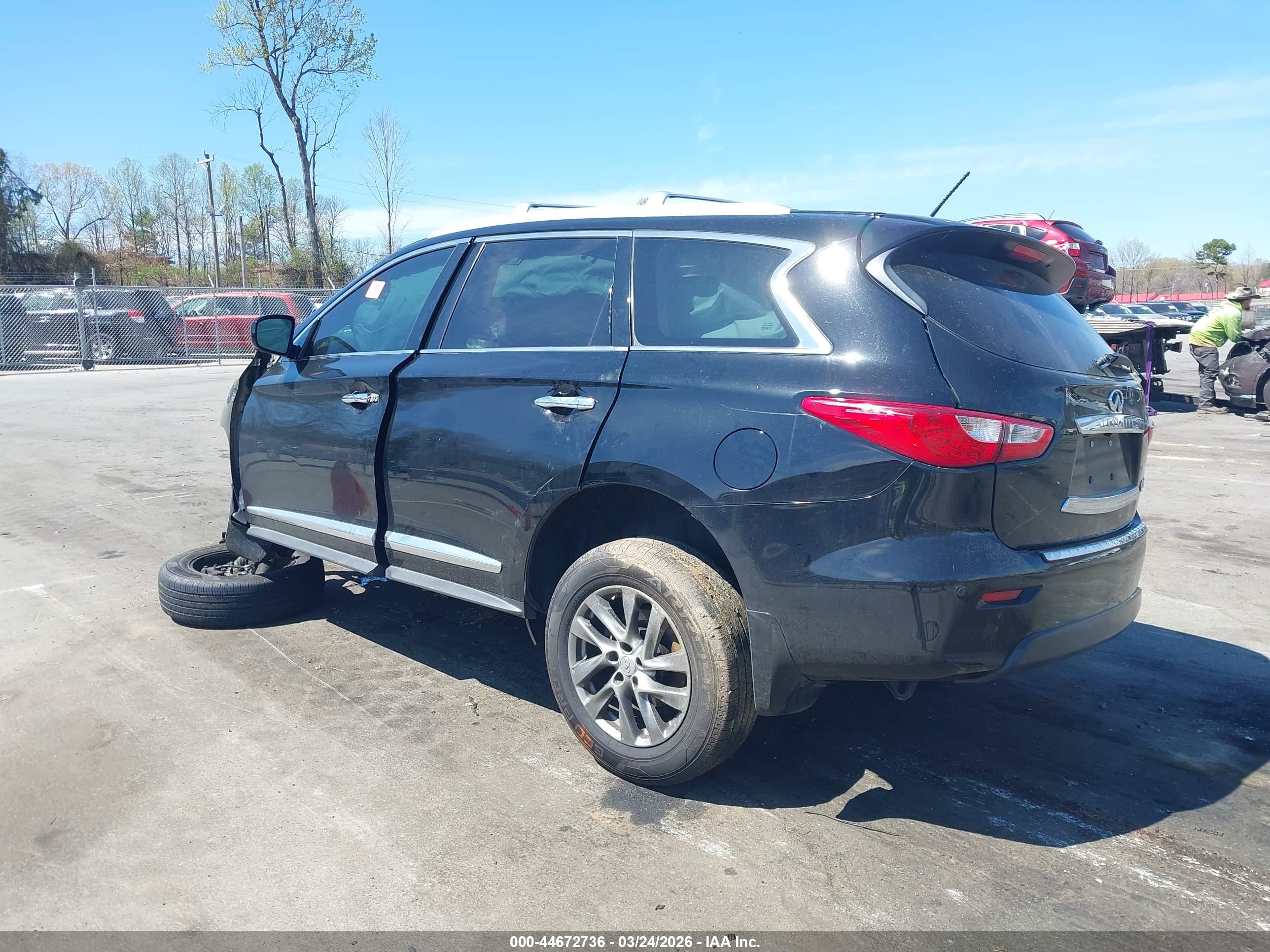 INFINITI QX60 image 3