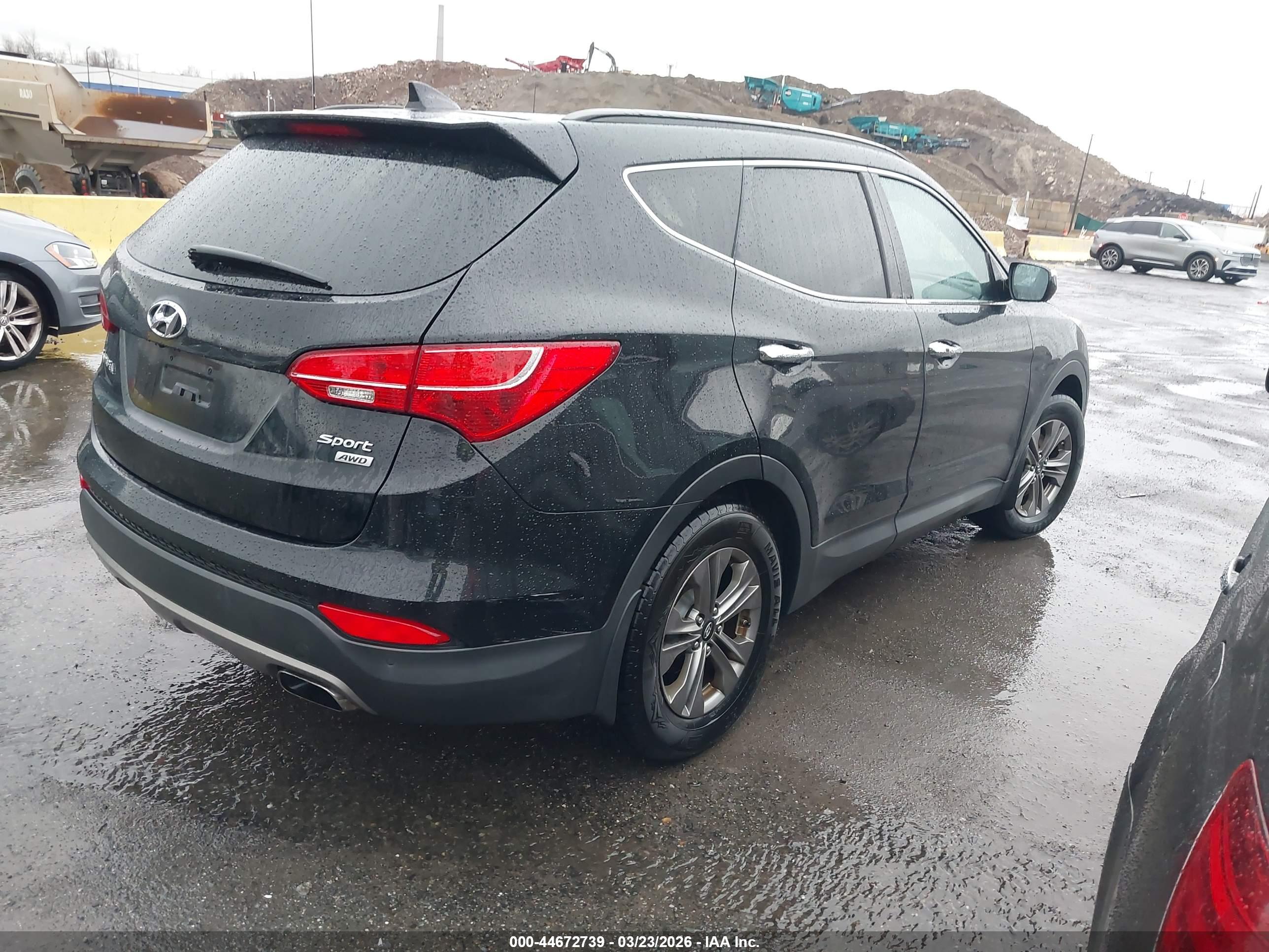 HYUNDAI SANTA image 4