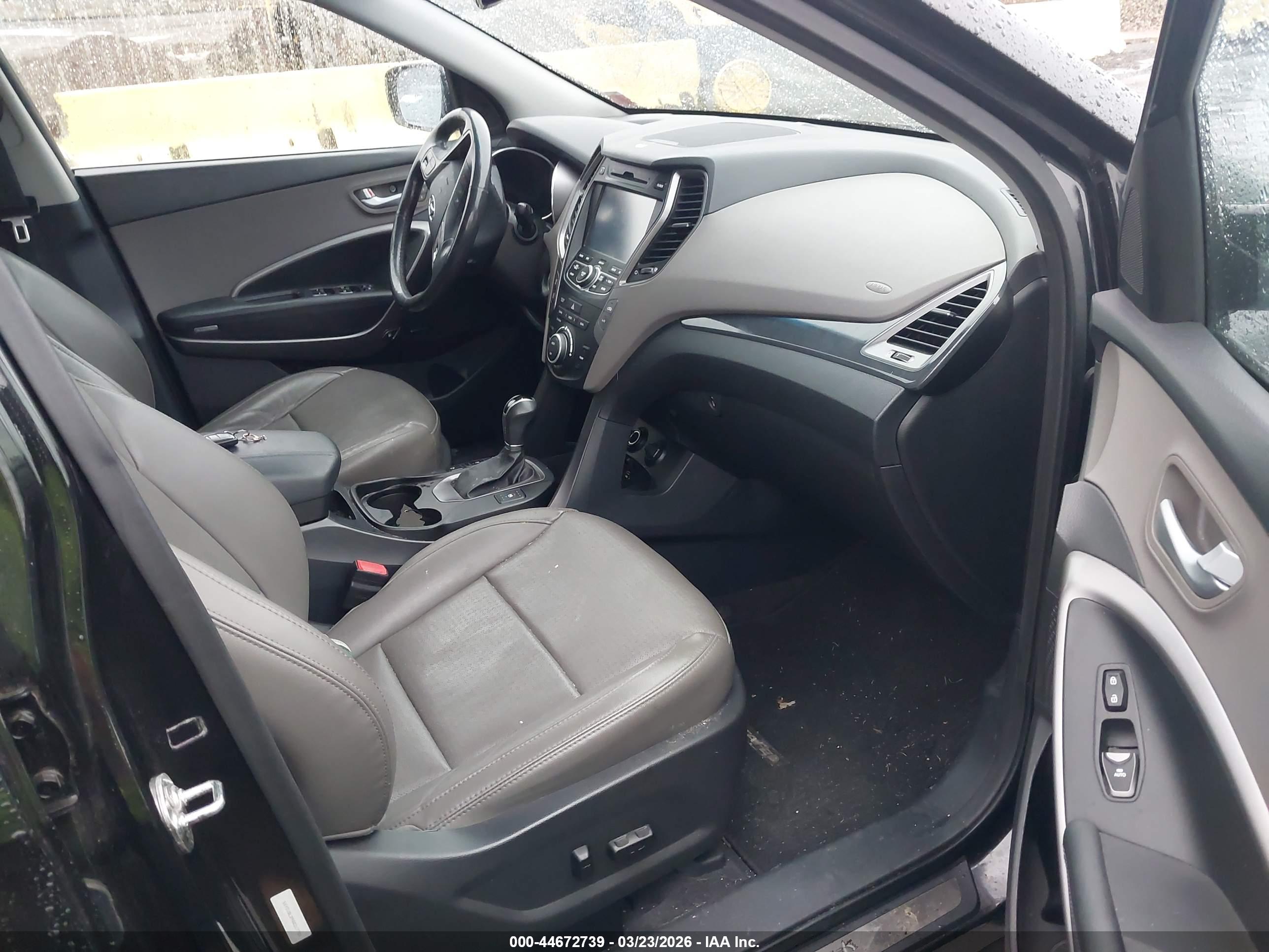 HYUNDAI SANTA image 5