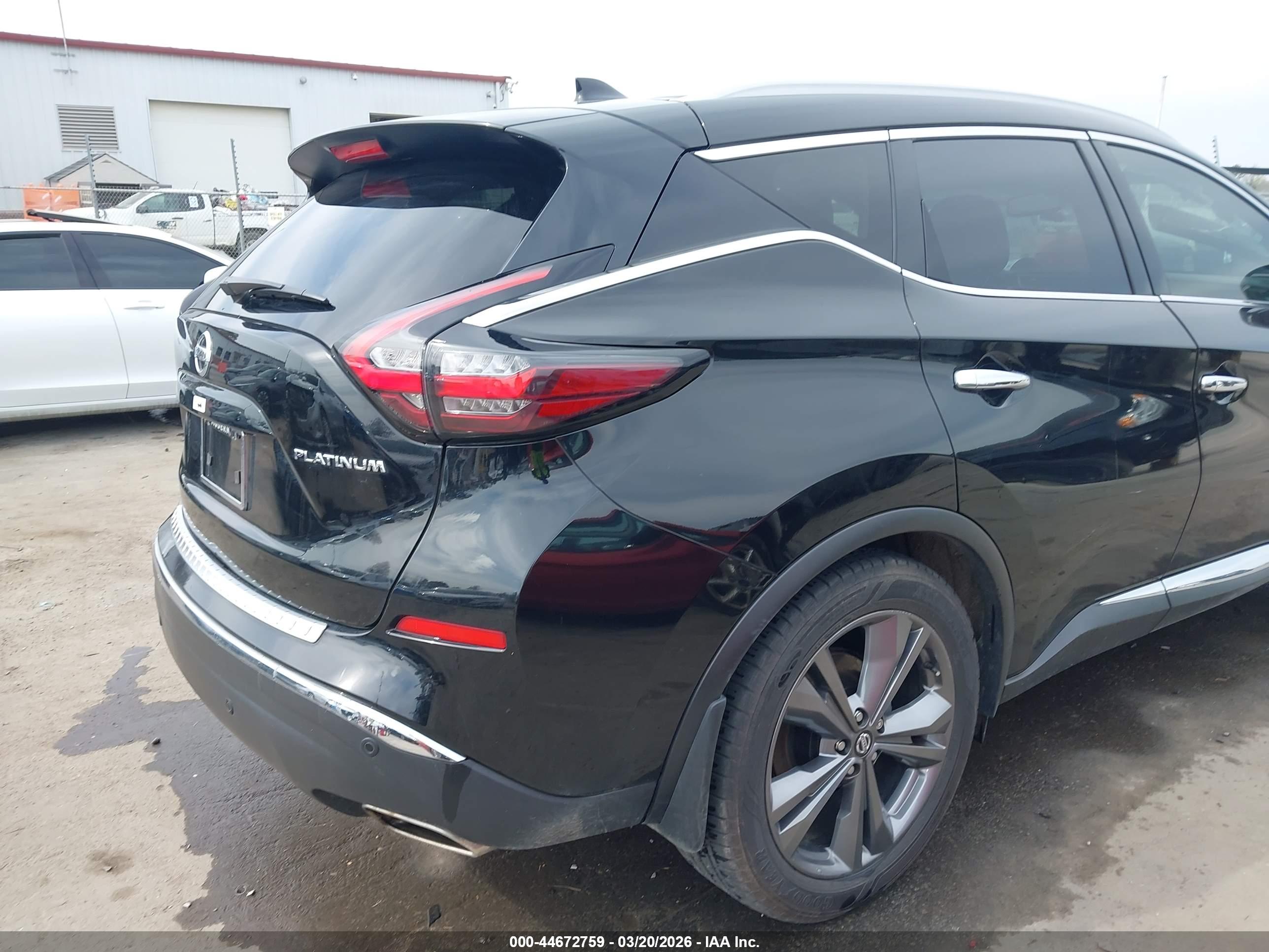 NISSAN MURANO image 6