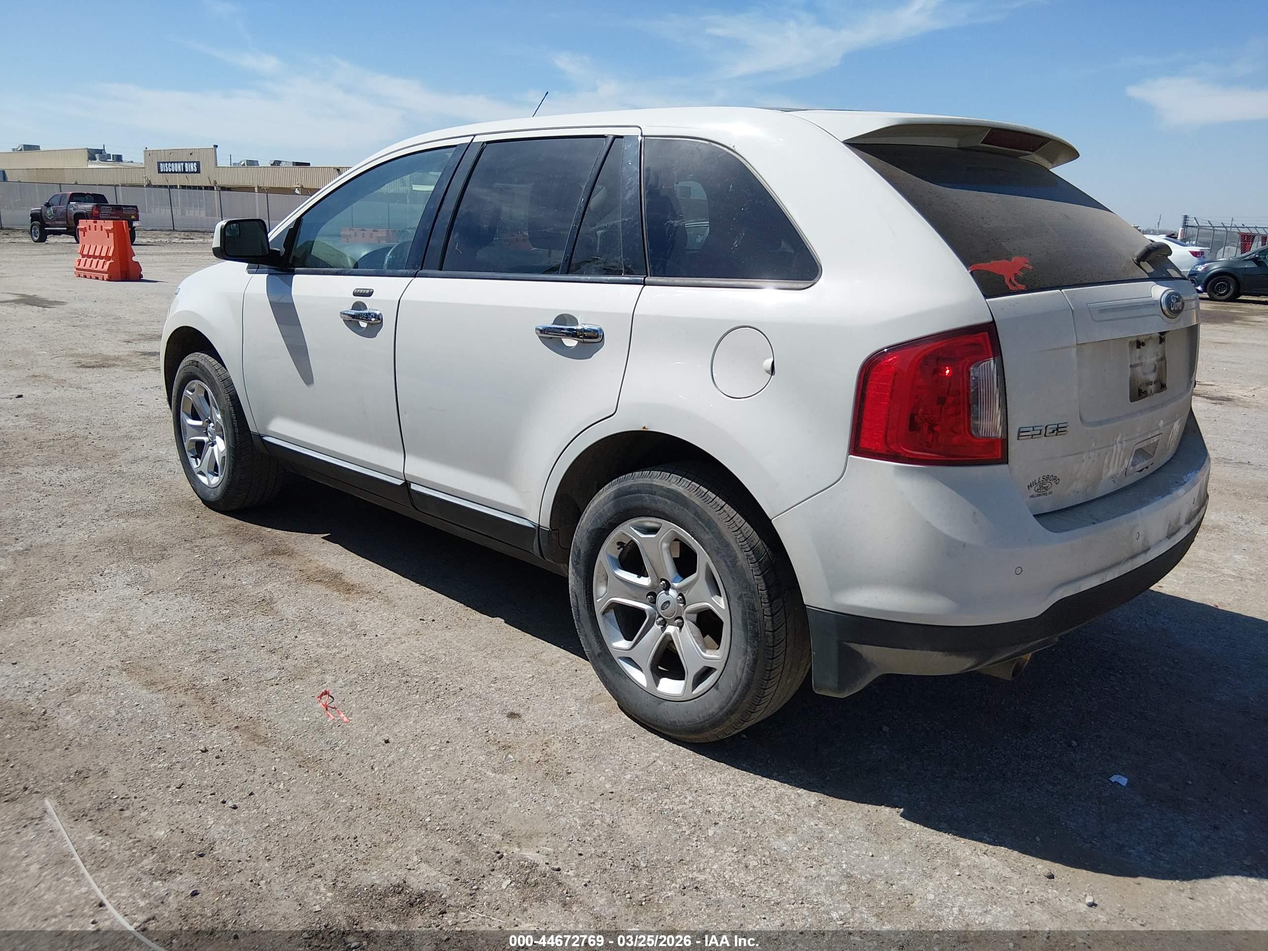 FORD EDGE image 3