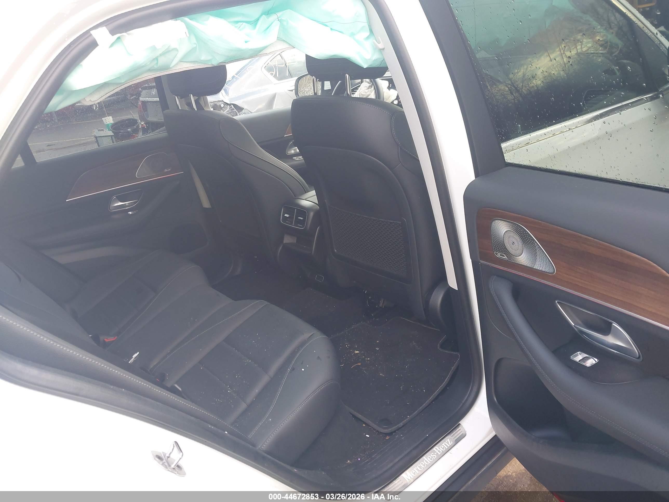 MERCEDES-BENZ GLE image 8