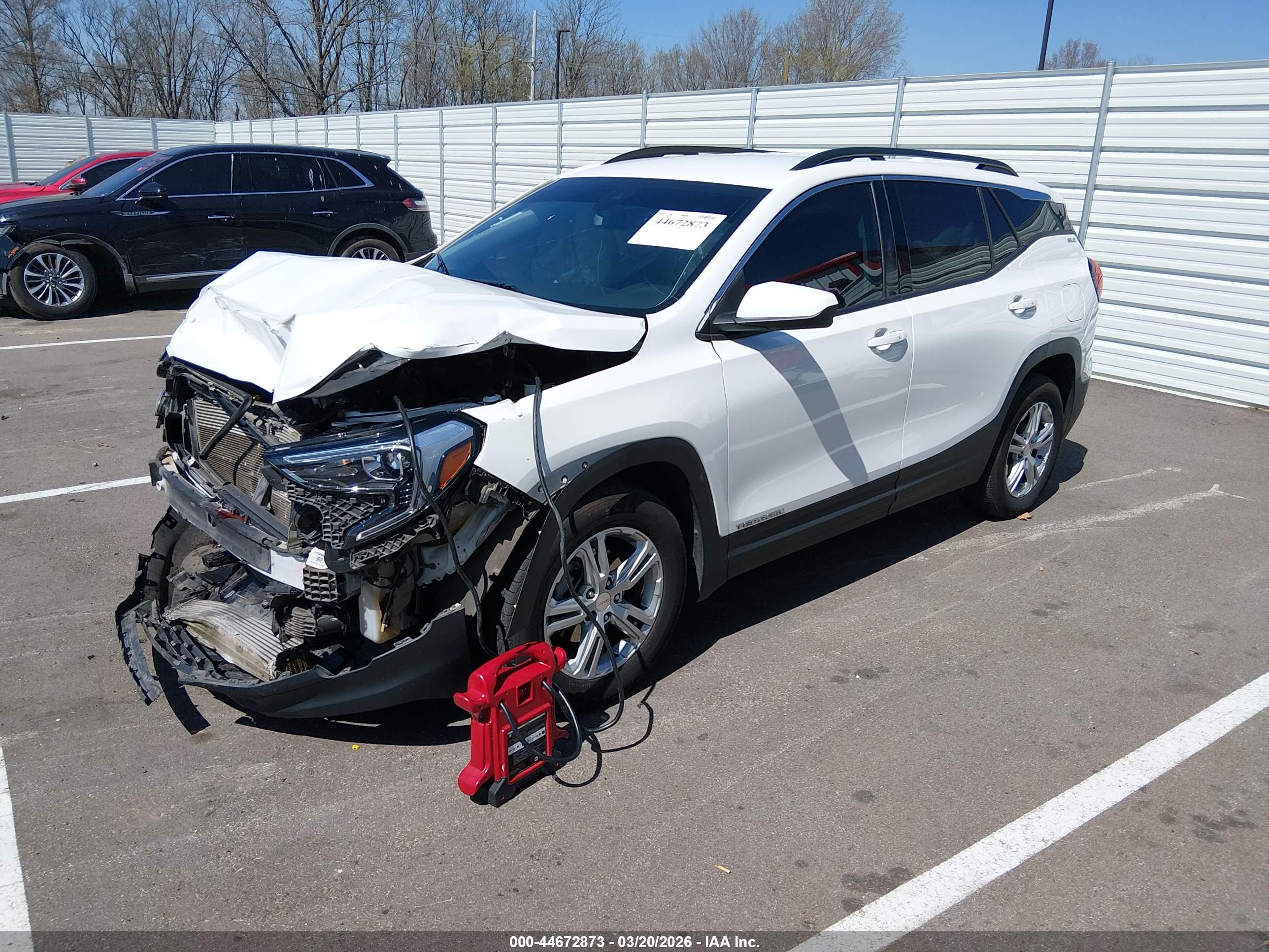 GMC TERRAIN image 2