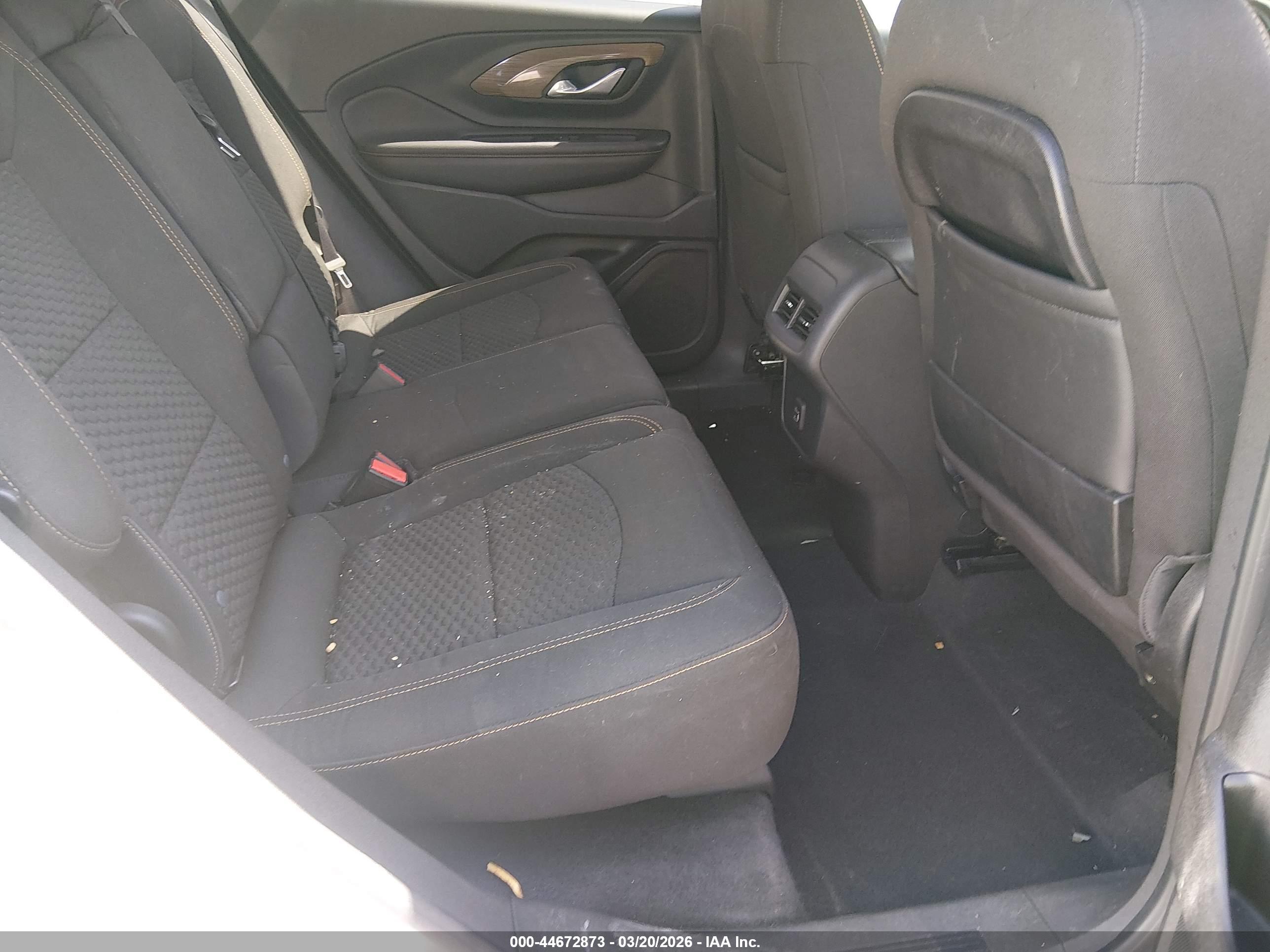 GMC TERRAIN image 8