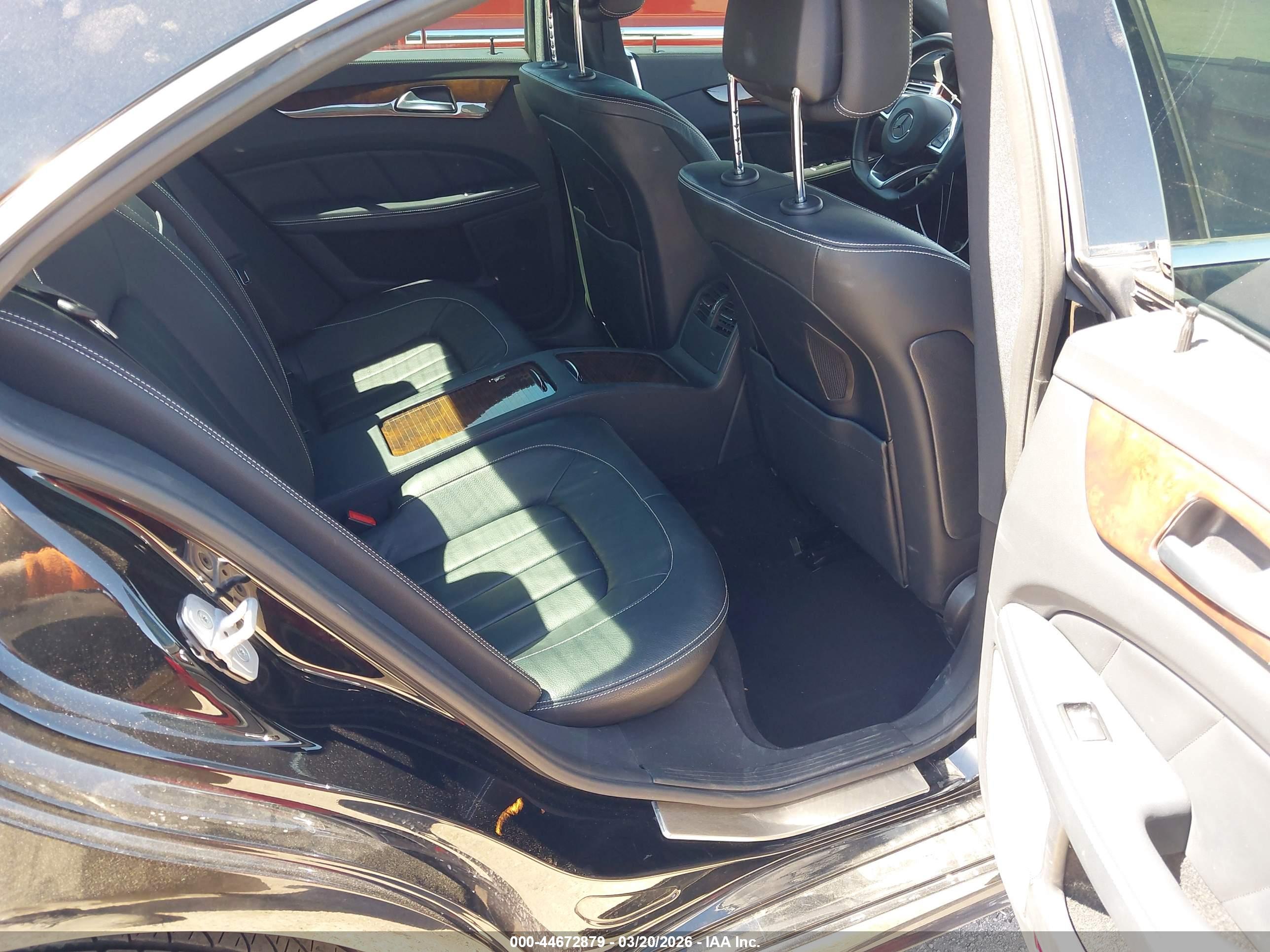 MERCEDES-BENZ CLS image 8