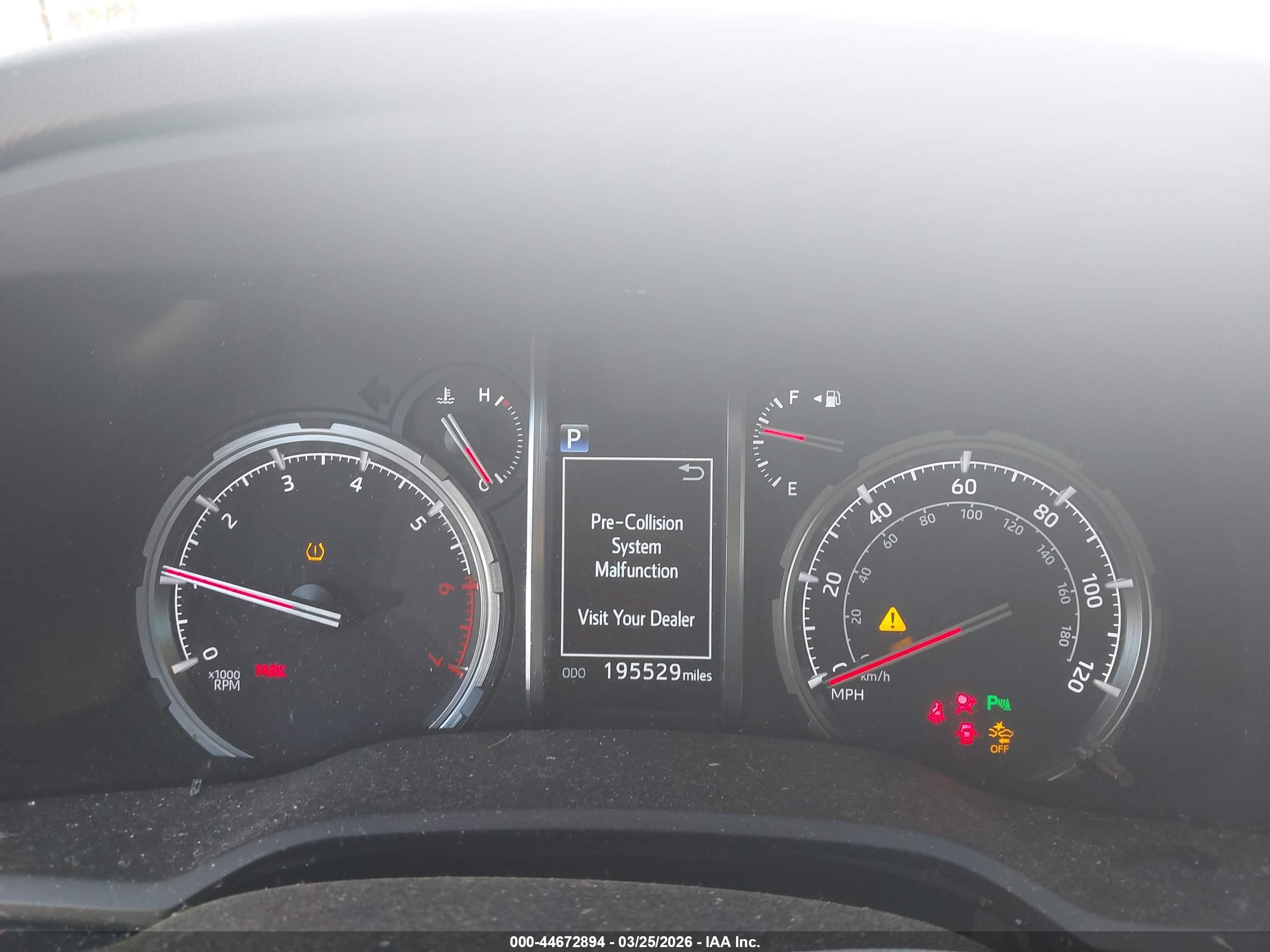 TOYOTA 4RUNNER image 7