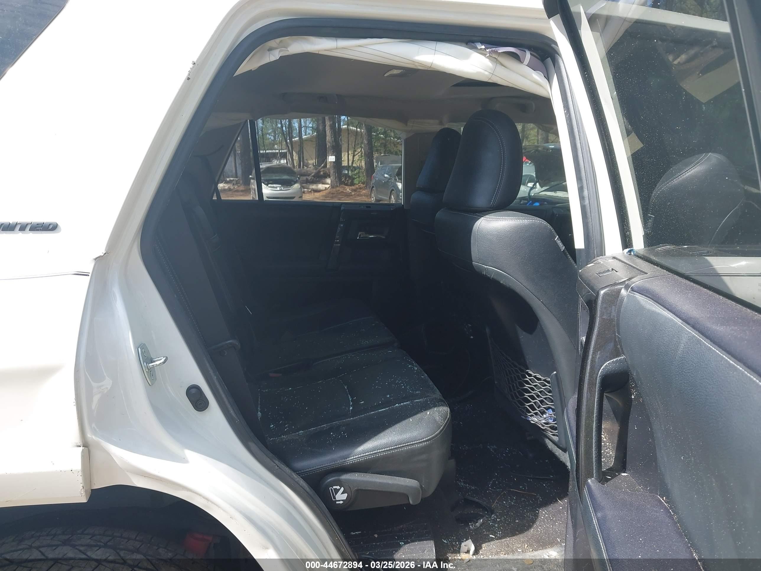 TOYOTA 4RUNNER image 8