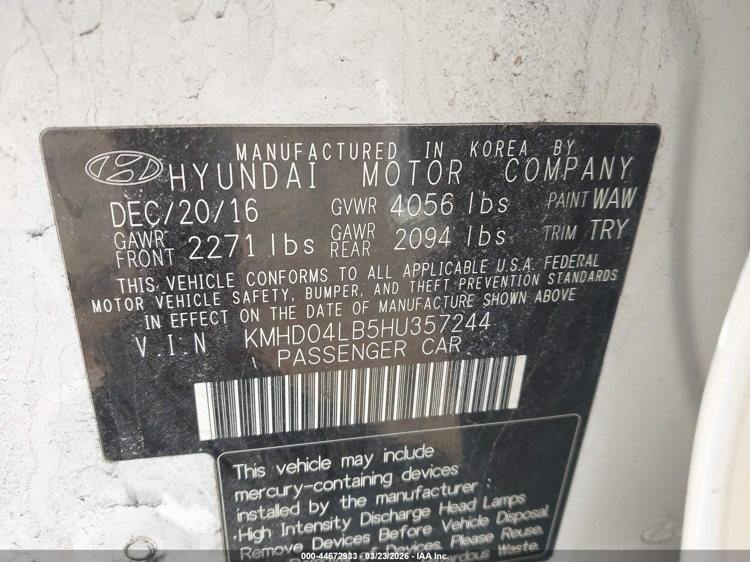 HYUNDAI ELANTRA image 9