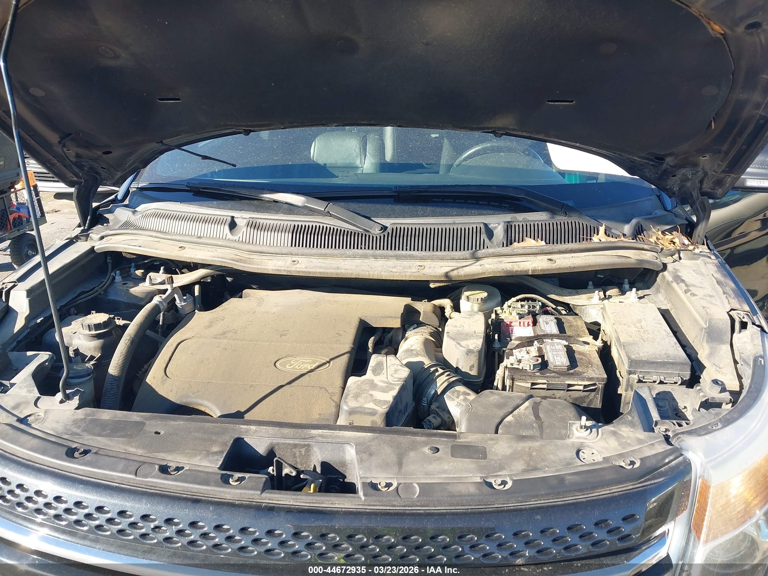 FORD EXPLORER image 10