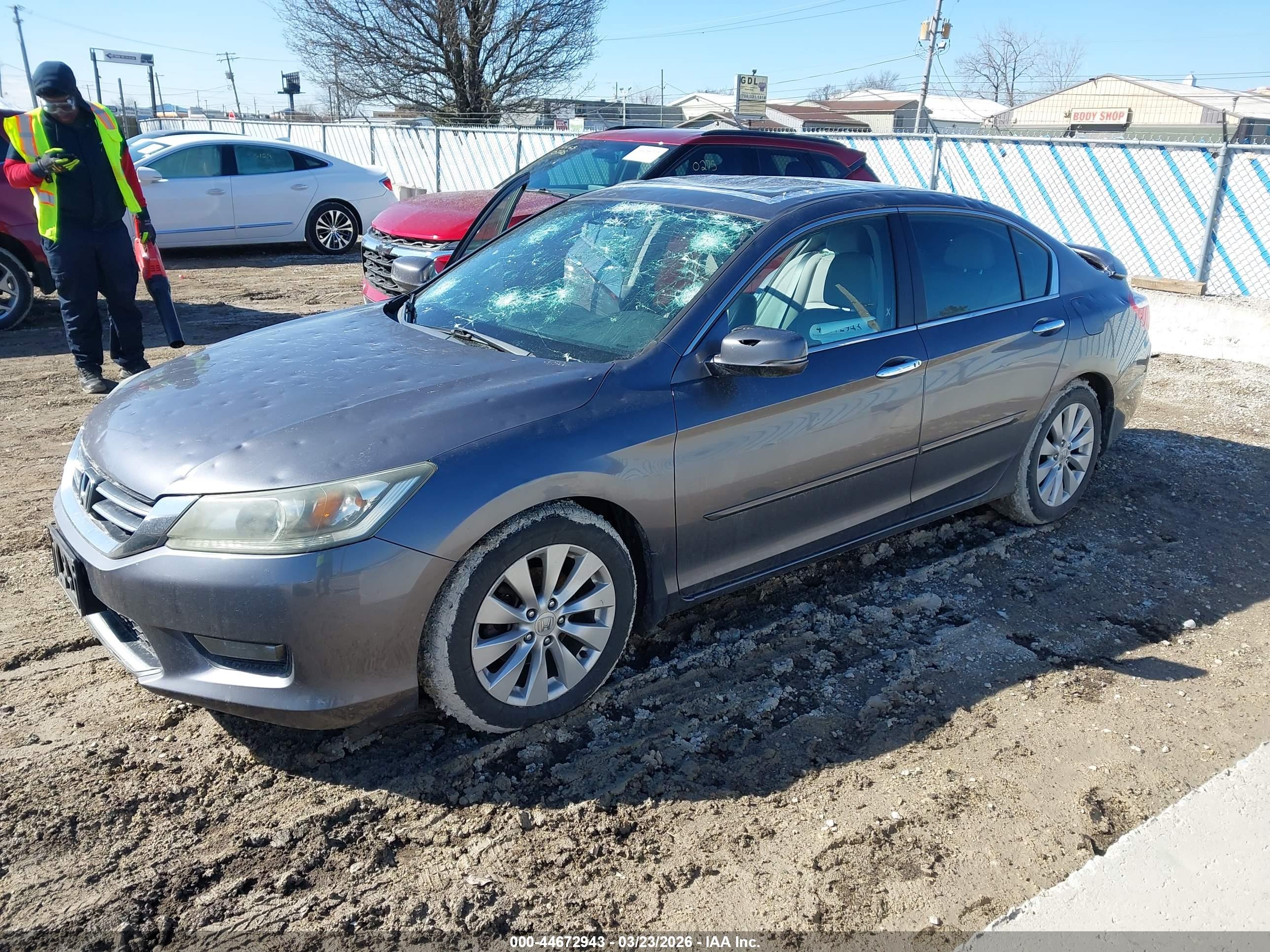 HONDA ACCORD image 2
