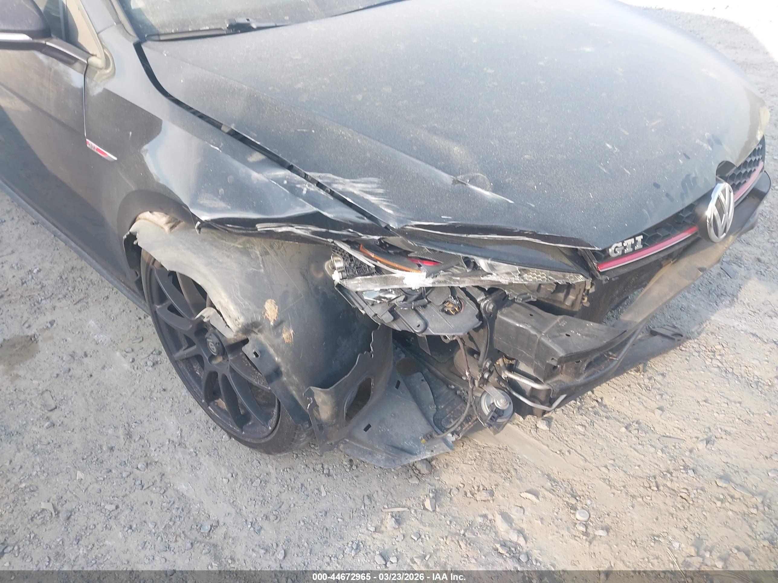 VOLKSWAGEN GOLF image 6