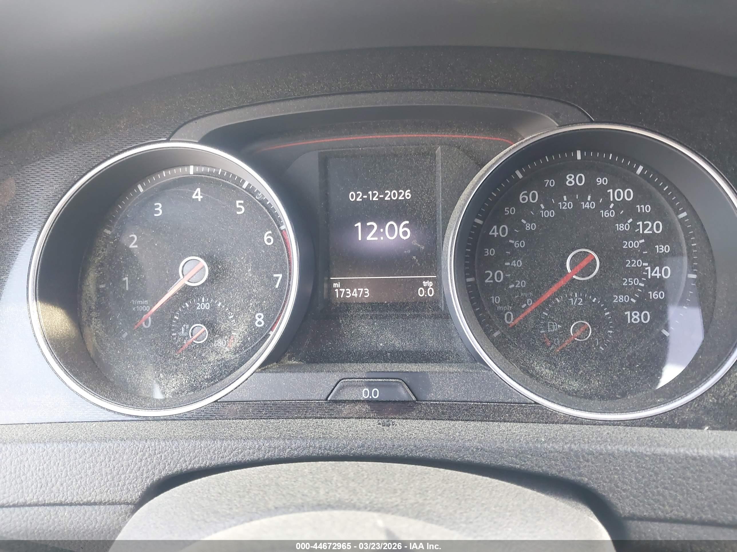 VOLKSWAGEN GOLF image 7