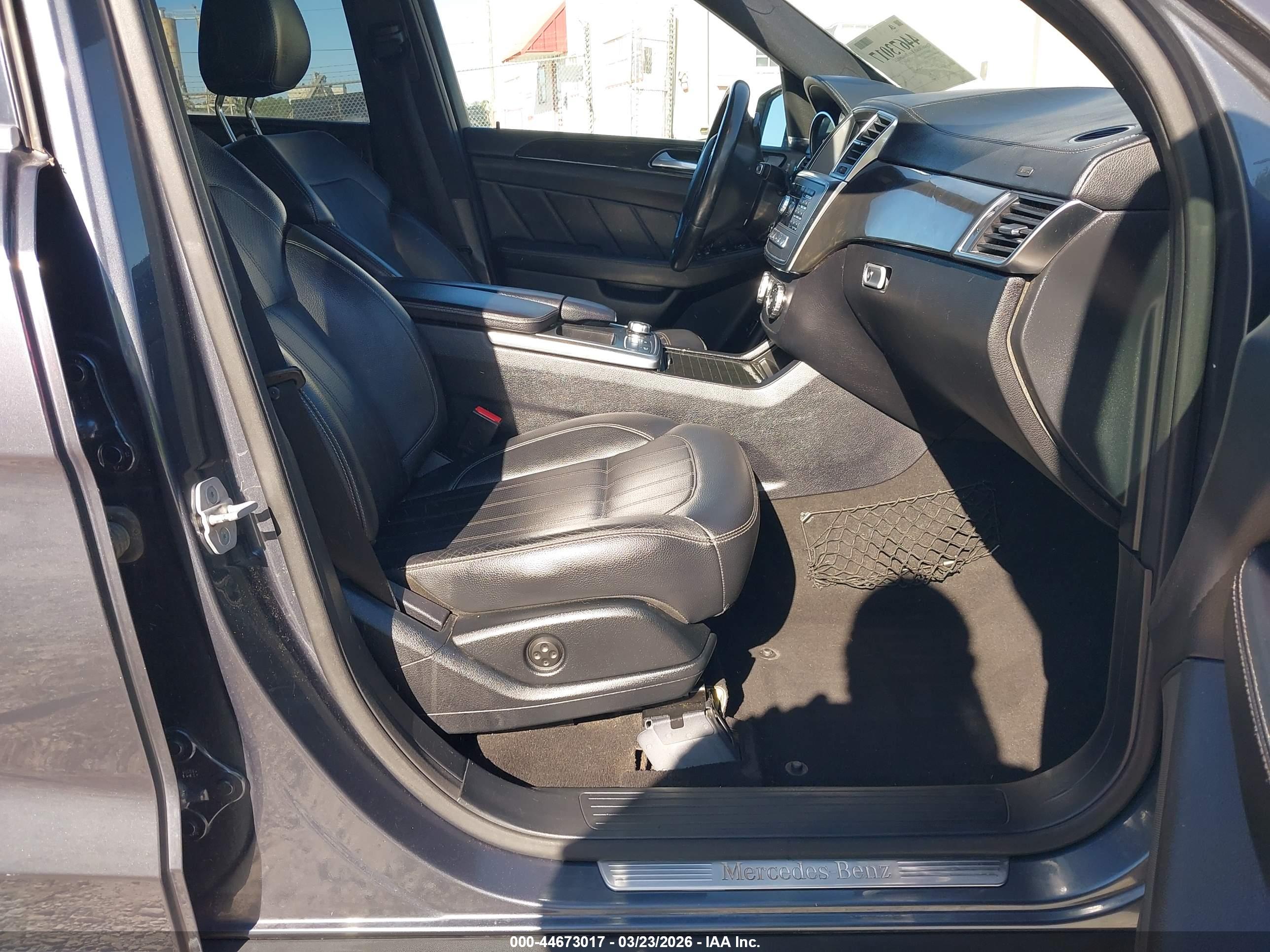 MERCEDES-BENZ GL image 5