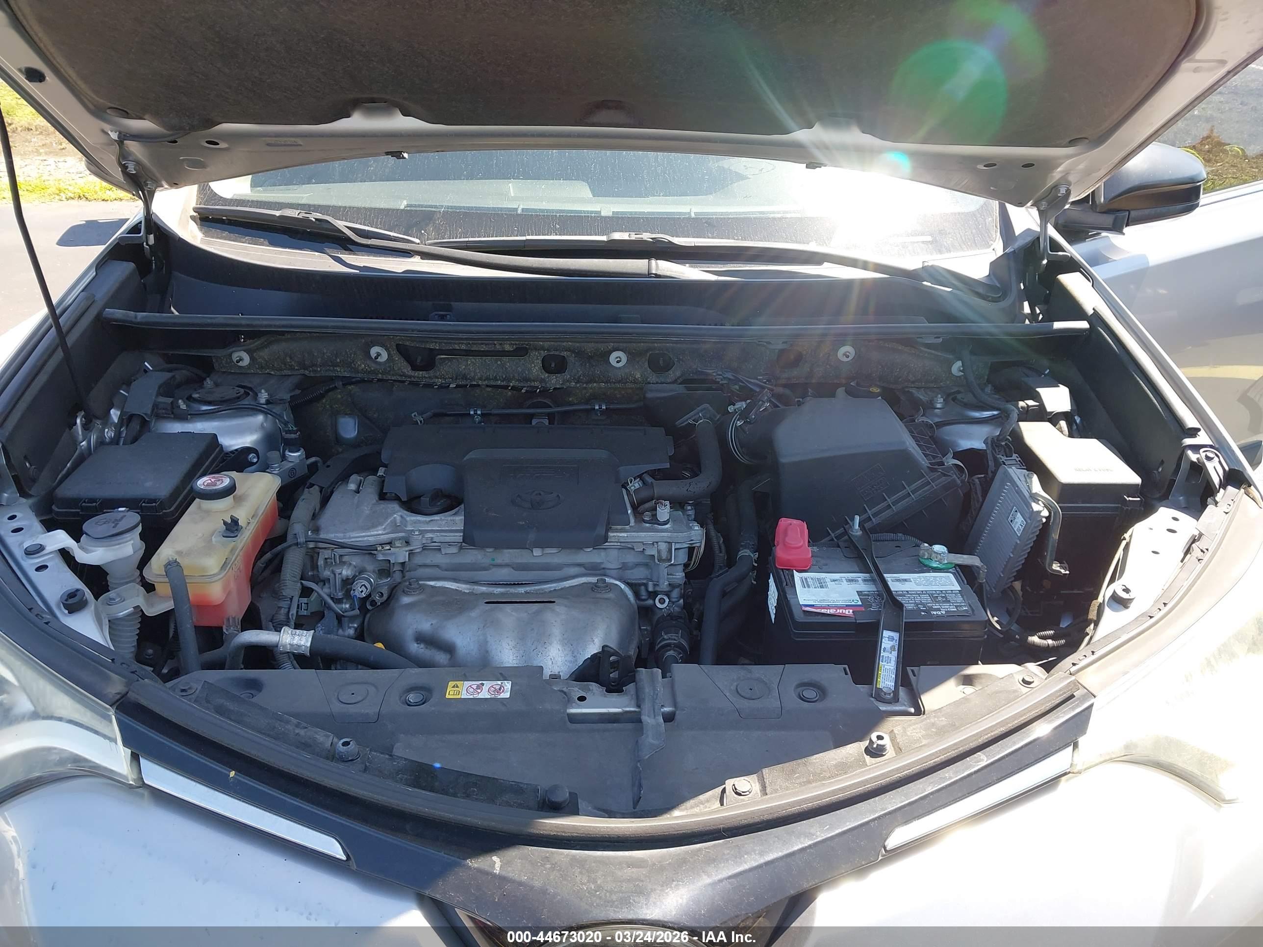 TOYOTA RAV4 image 10