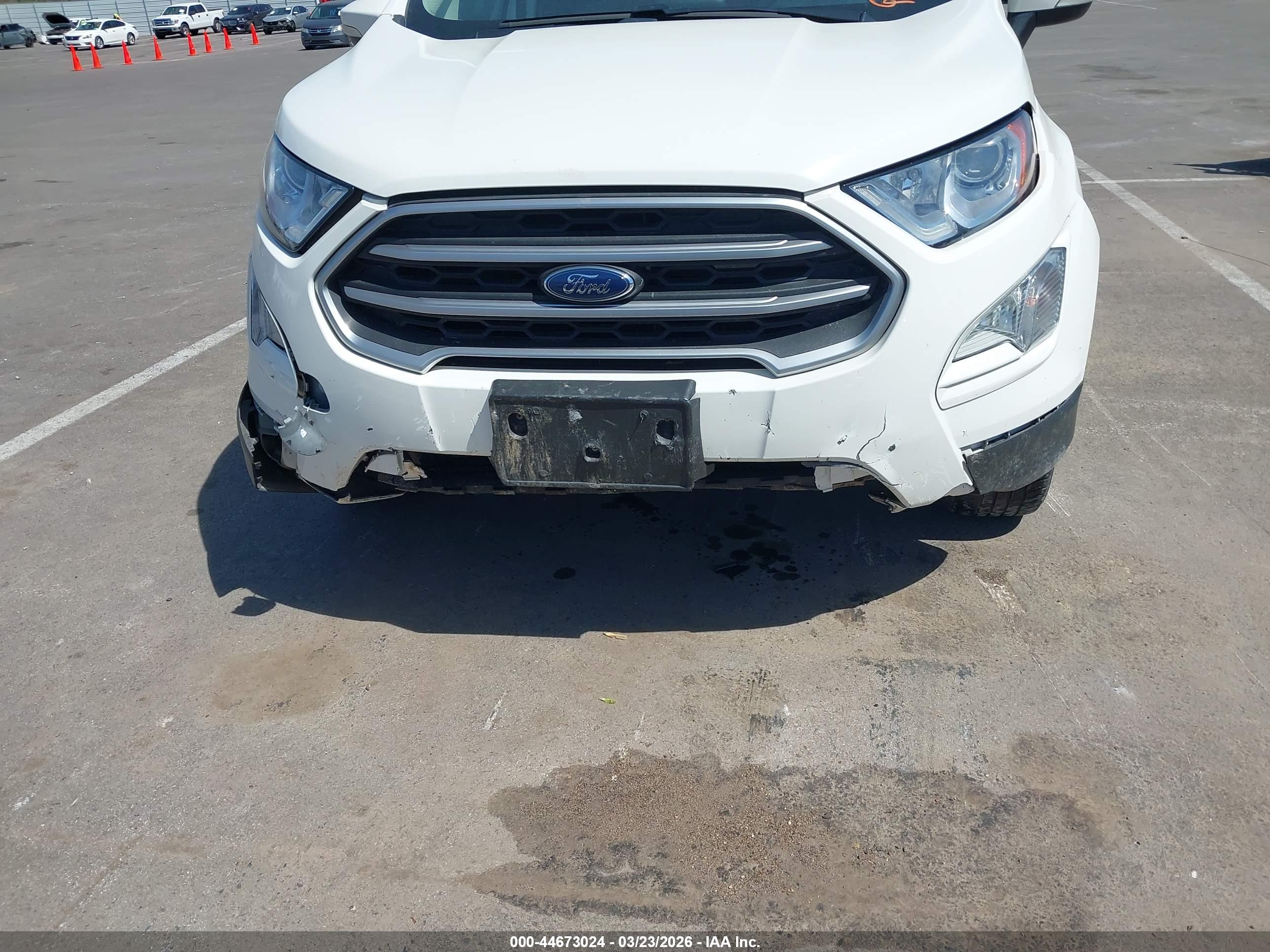 FORD ECOSPORT image 6