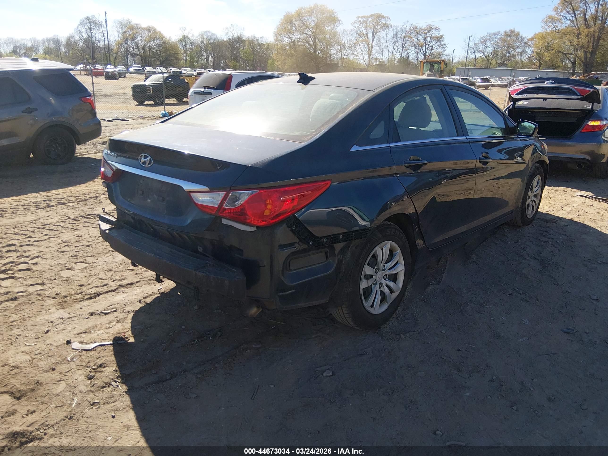 HYUNDAI SONATA image 4