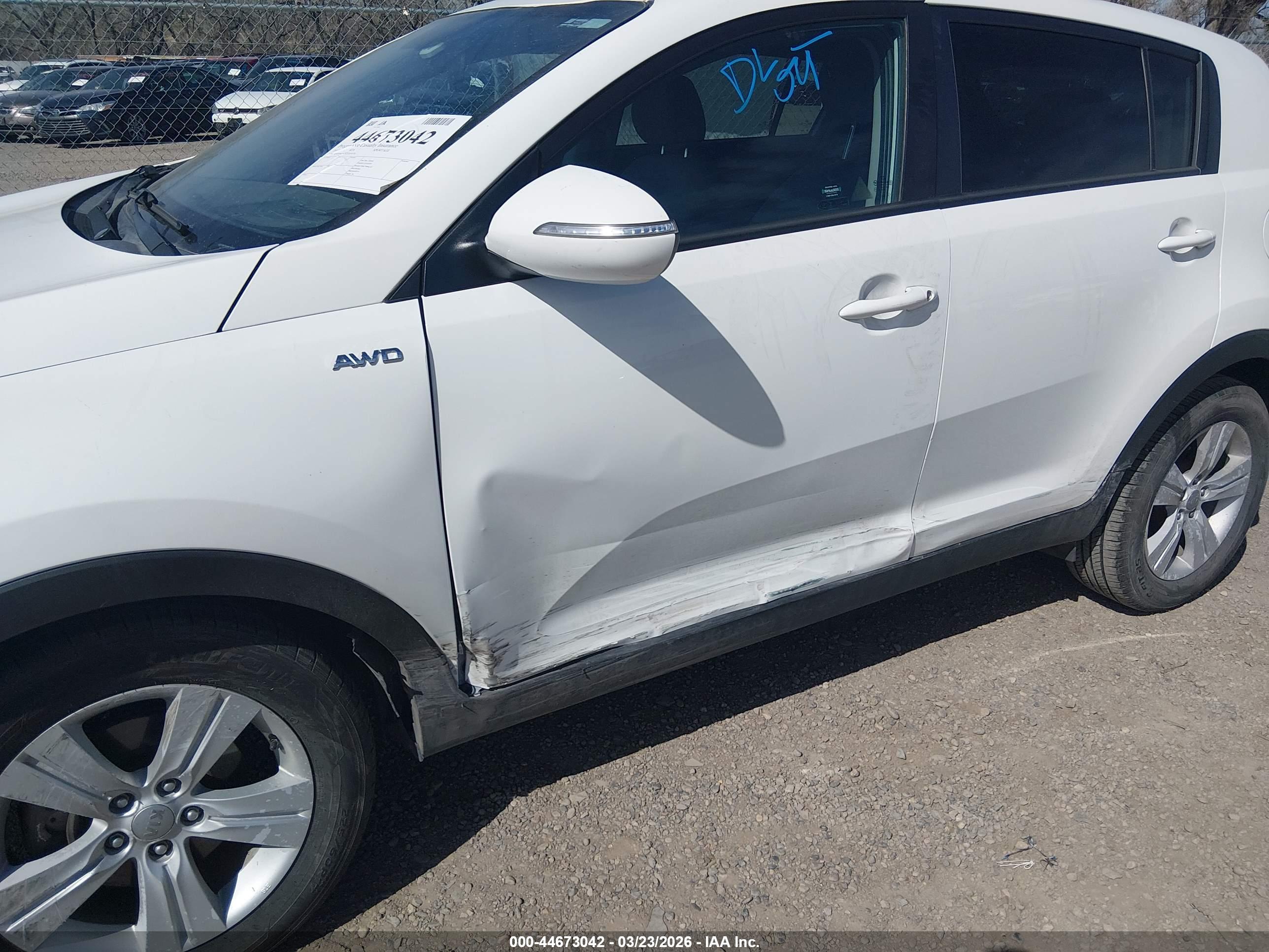 KIA SPORTAGE image 6