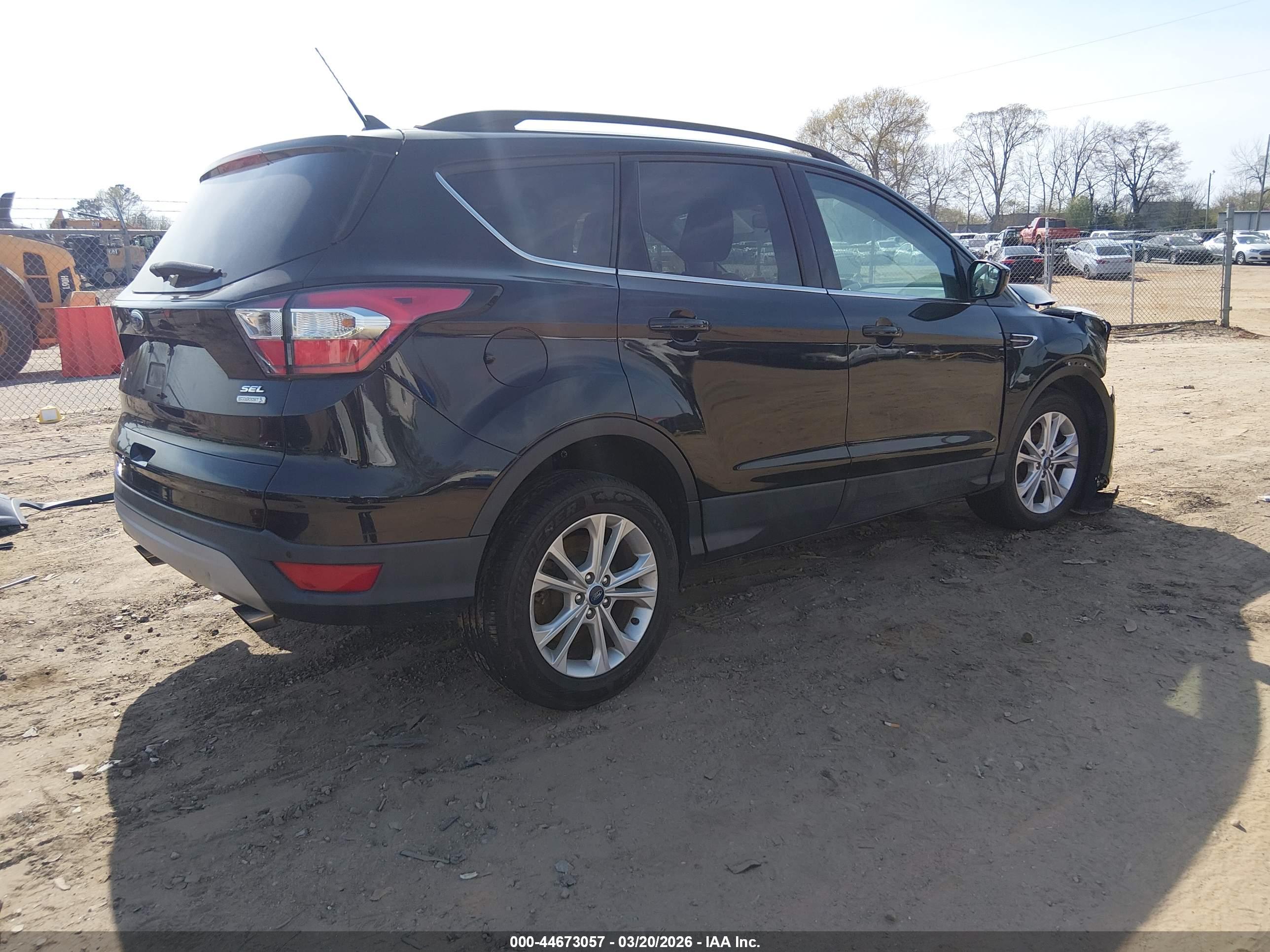 FORD ESCAPE image 4