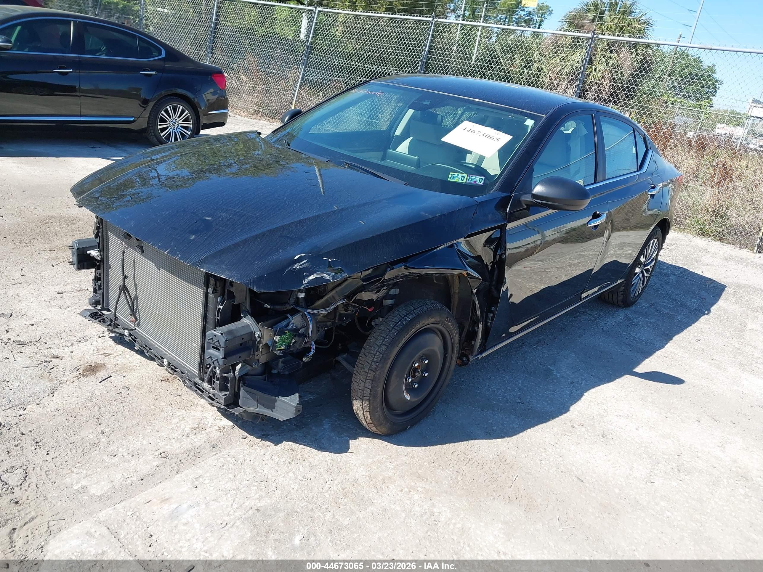 NISSAN ALTIMA image 2