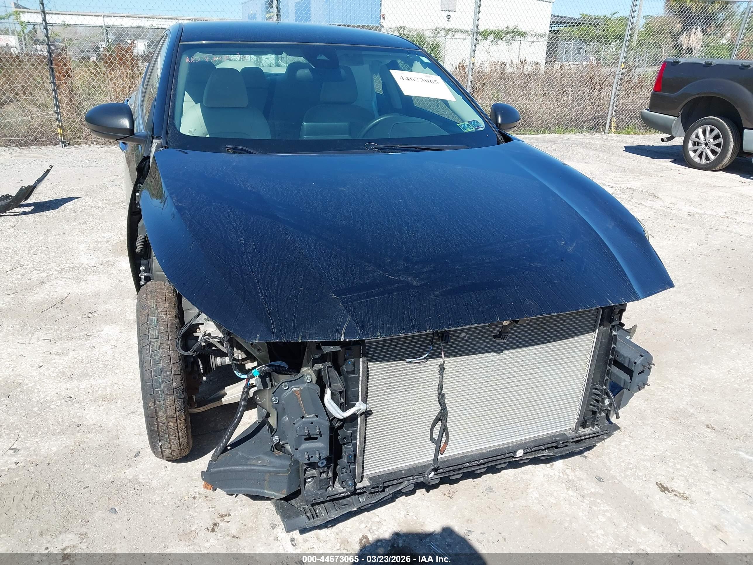 NISSAN ALTIMA image 6