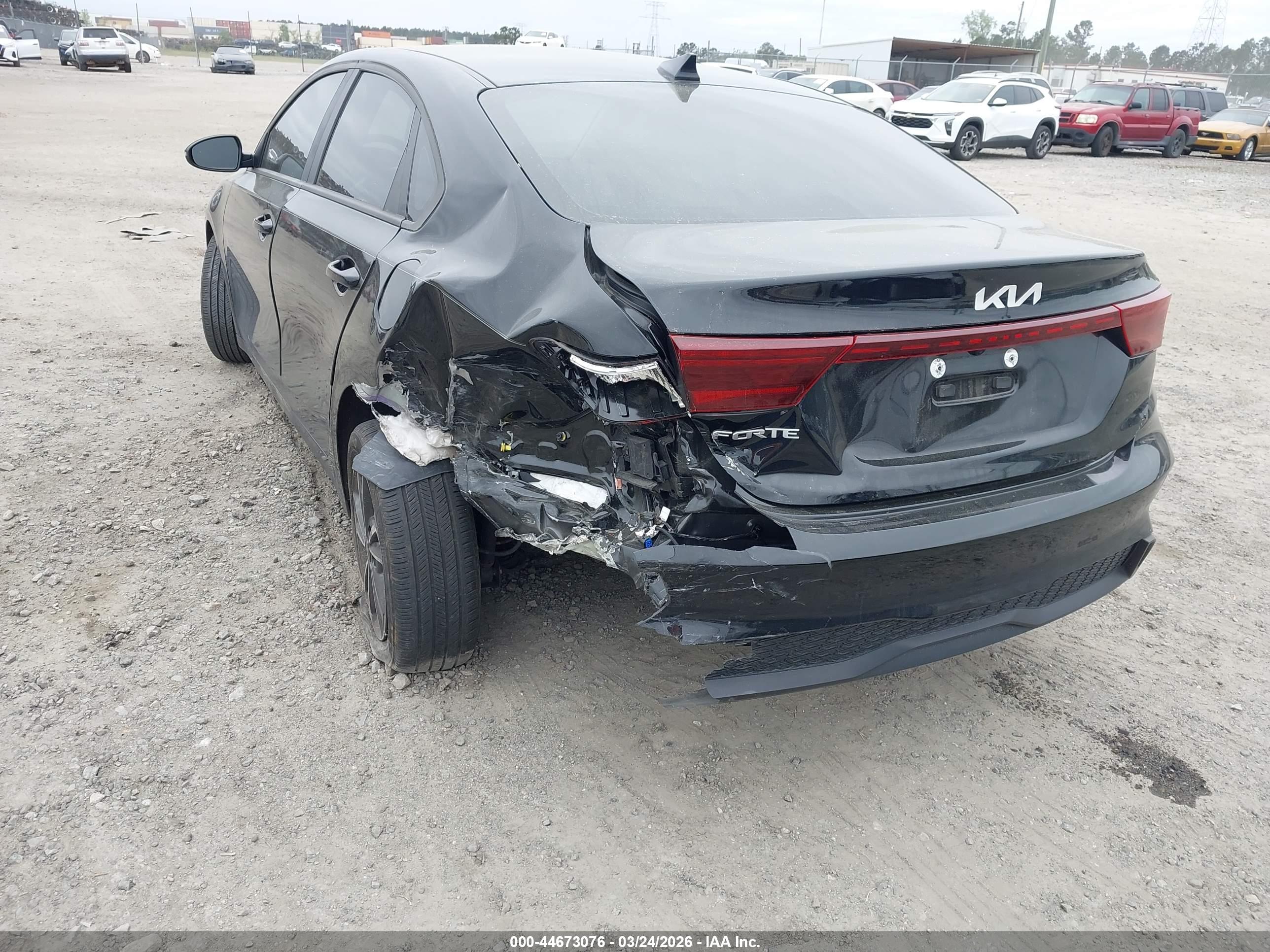 KIA FORTE image 6