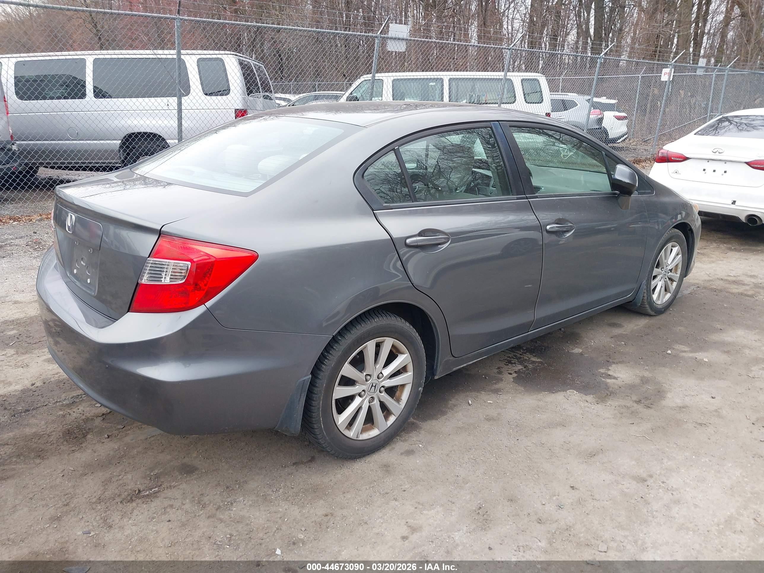 HONDA CIVIC image 4