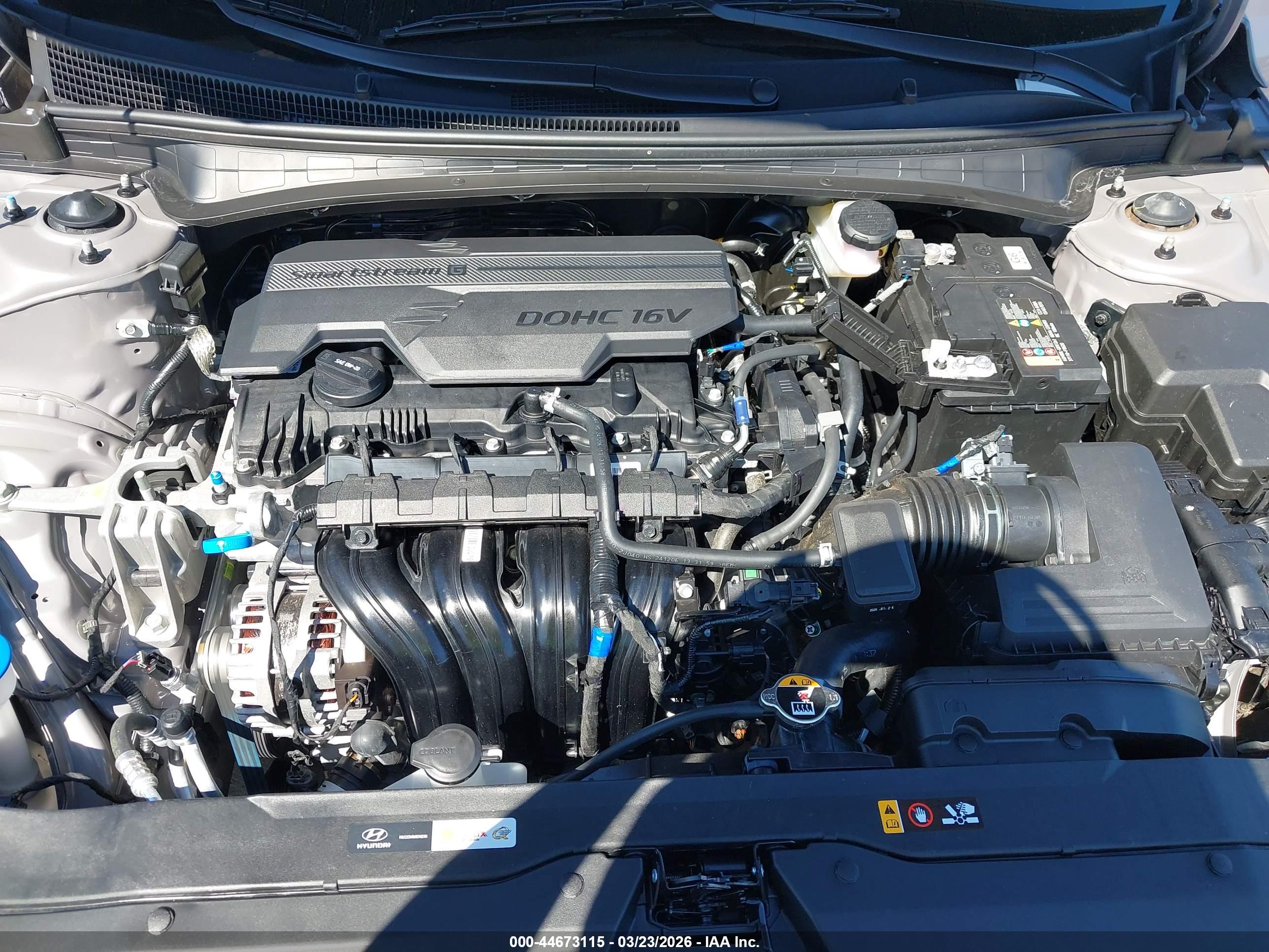 HYUNDAI ELANTRA image 10